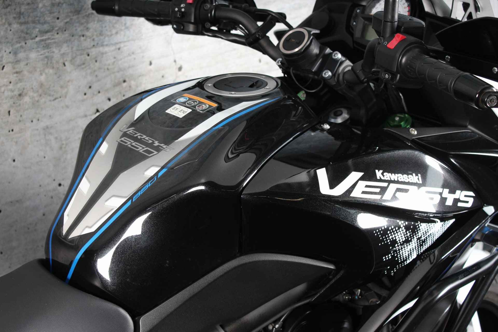 Kawasaki Versys 650 ABS - 8/25