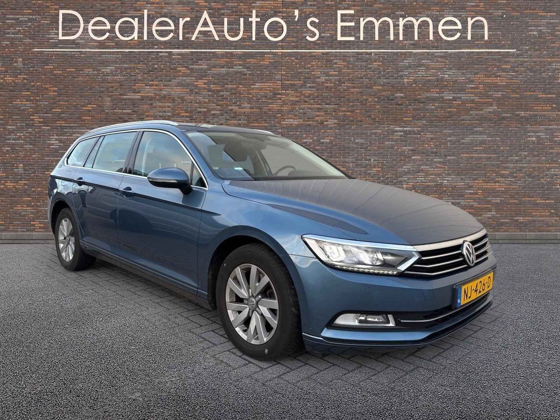 Volkswagen Passat Variant 1.6 TDI ECC LMV LED NAVIGATIE CRUISE - 2/15