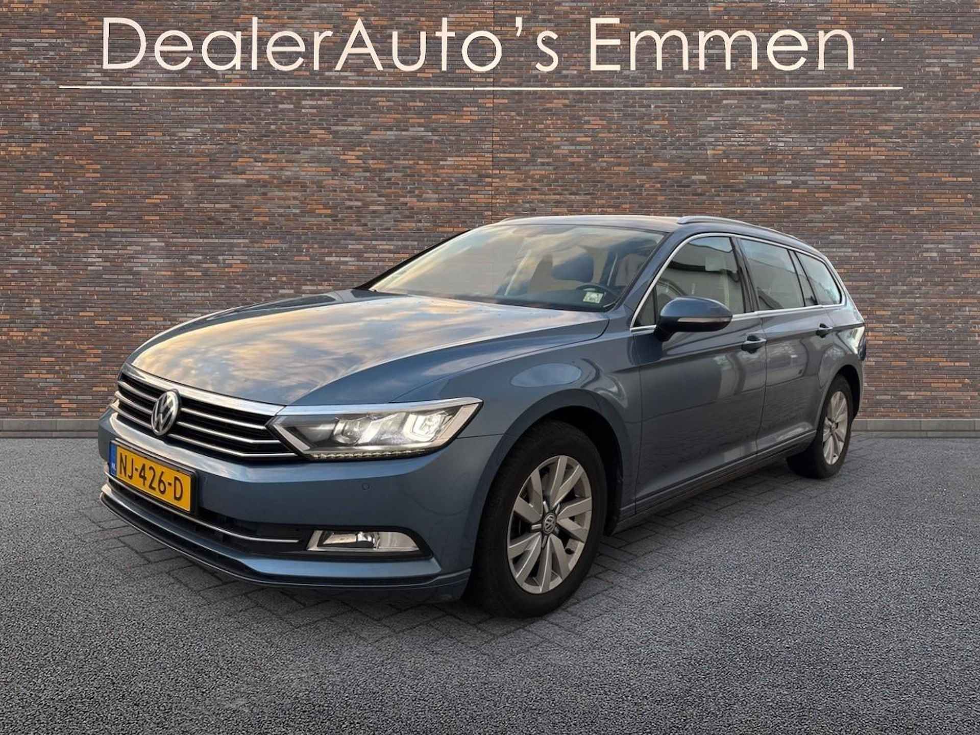 Volkswagen Passat Variant 1.6 TDI ECC LMV LED NAVIGATIE CRUISE - 3/15