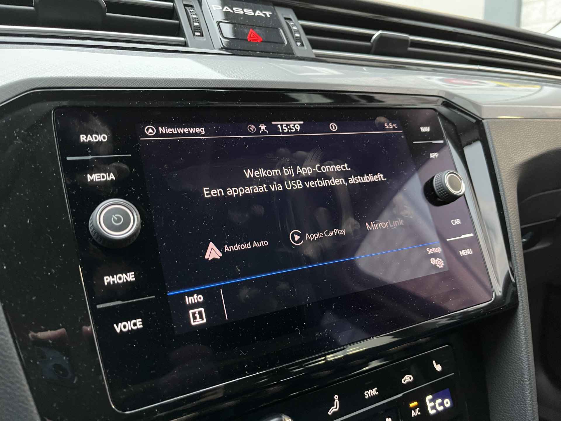 Volkswagen Passat Variant 1.4 TSI PHEV GTE Business / AUTOMAAT/ CAMERA/ PARK. SENSOREN/ LED/ ERGO COMFORT/ STOELVERWARM./ DIGITAL DASHBOARD/ ADAPT. CRUISE/ APP-CONNECT/ NAVI/ CLIMA/ DAB/ 17" LMV - 13/25