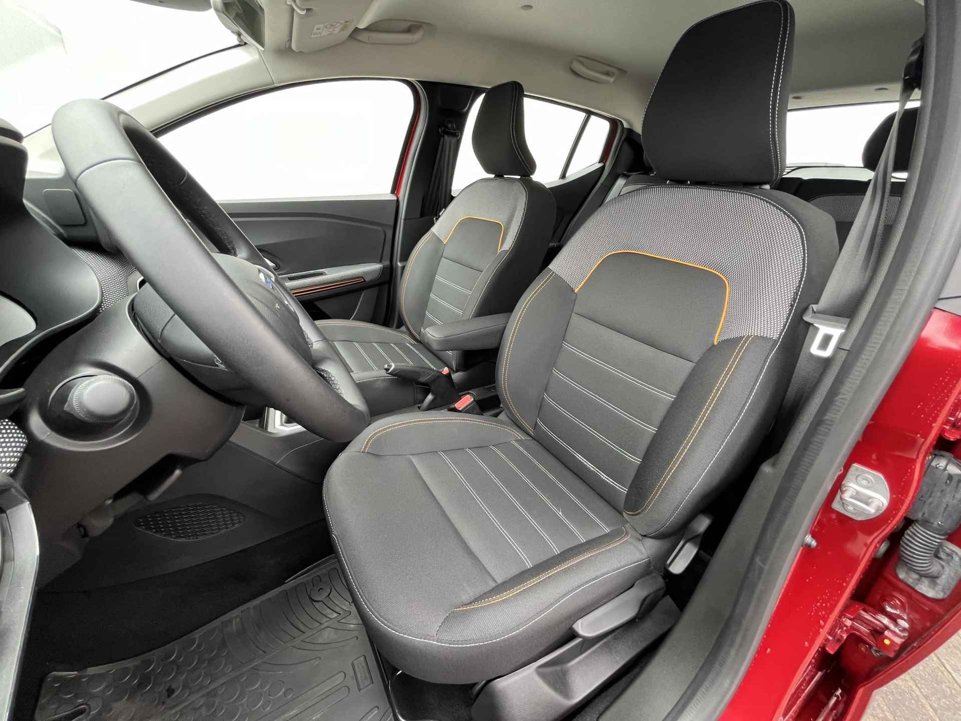 Dacia Sandero Stepway 1.0 TCe 100 Bi-Fuel Comfort / Apple carplay & Android auto / Cruise control / Airconditioning / Licht- en regensensor - 6/45