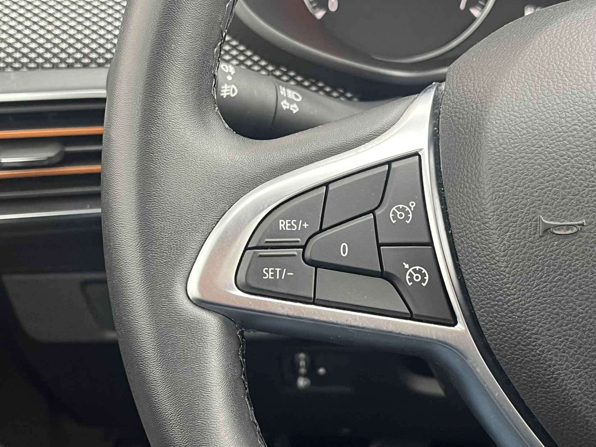 Dacia Sandero Stepway 1.0 TCe 100 Bi-Fuel Comfort / Apple carplay & Android auto / Cruise control / Airconditioning / Licht- en regensensor - 10/45