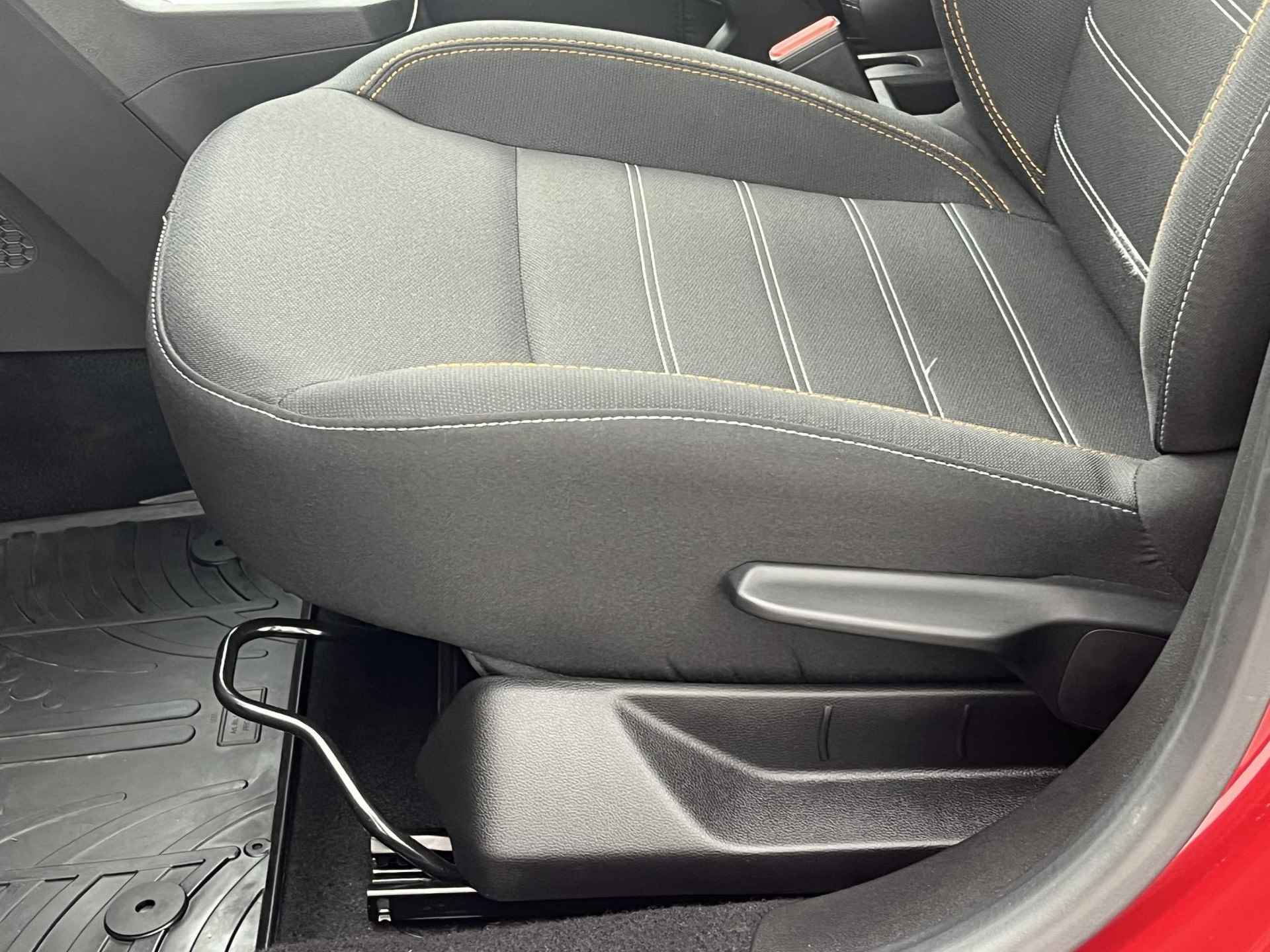 Dacia Sandero Stepway 1.0 TCe 100 Bi-Fuel Comfort / Apple carplay & Android auto / Cruise control / Airconditioning / Licht- en regensensor - 32/45