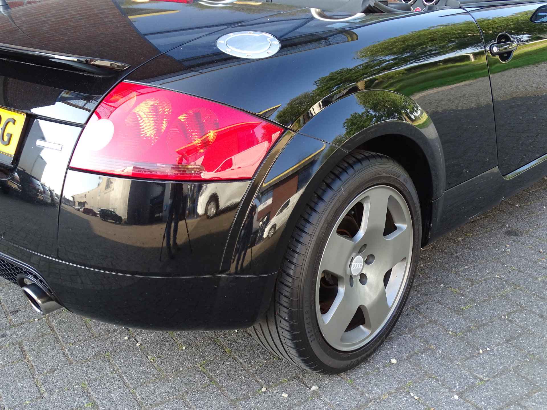 Audi TT Roadster 1.8 5V Turbo quattro - 15/32