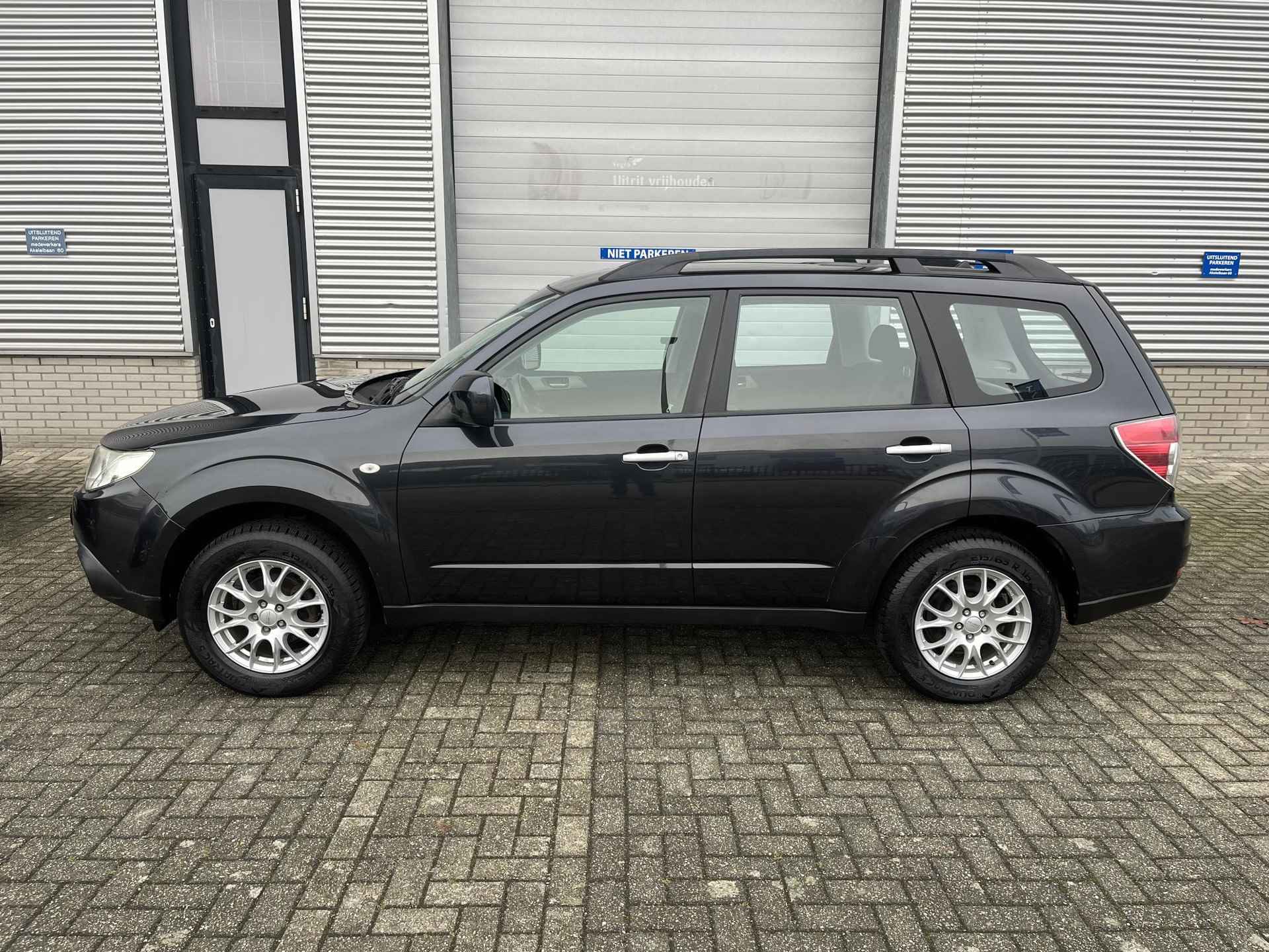 Subaru Forester 2.0 Luxury | All seasonbanden | Dealeronderhouden!!| Lage km stand| Keurige auto! - 6/26