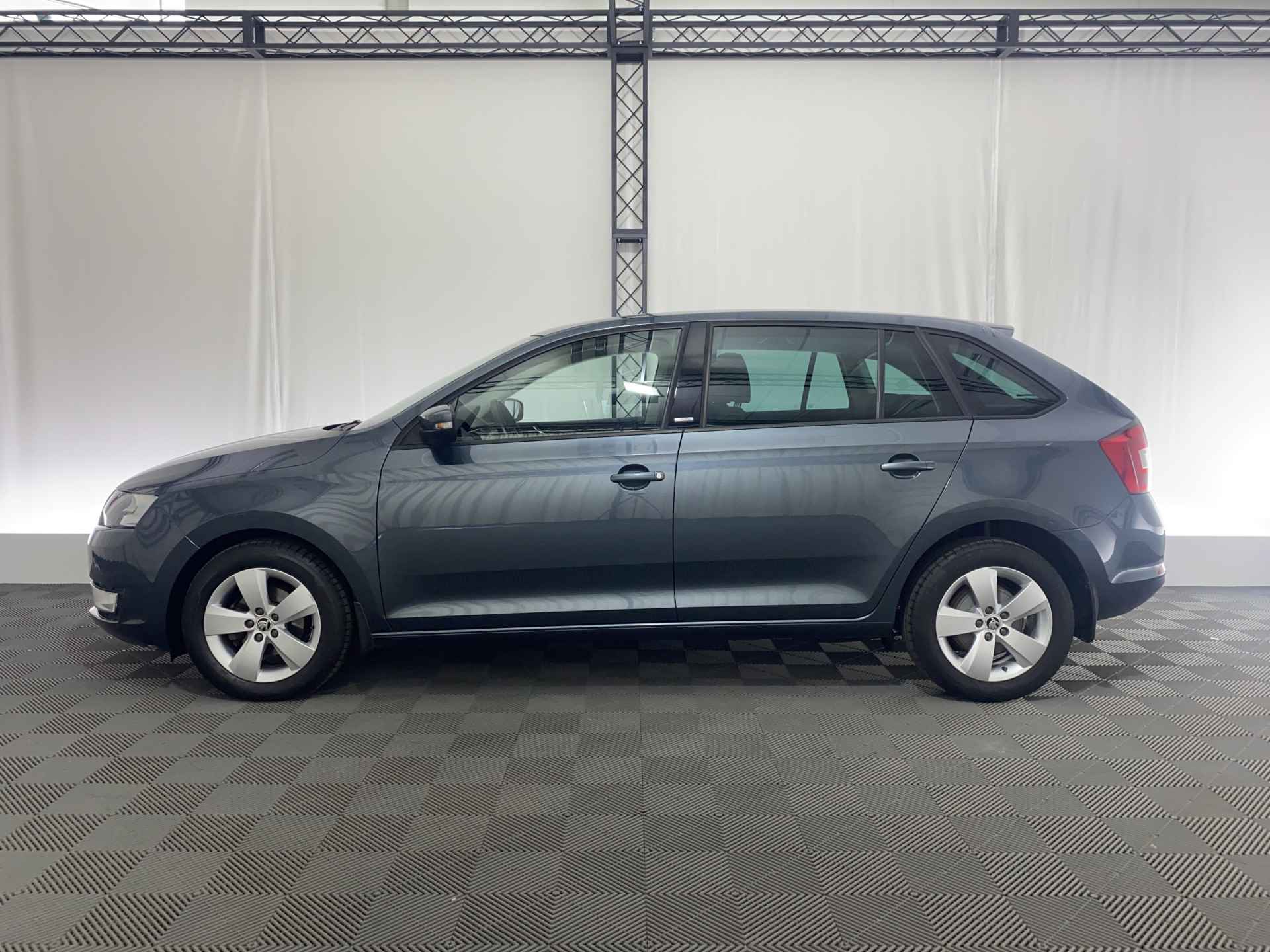 Škoda Rapid Spaceback 1.2 TSI Automaat | Cruise Control | Navi | Pan. dak | Stoelverw. | - 9/38