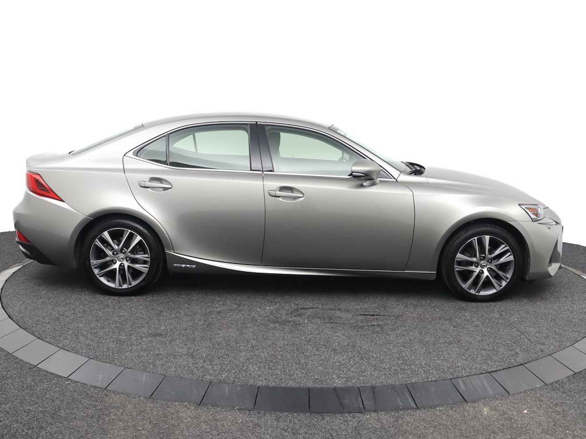 Lexus IS 300h Hybrid Business Line | Stoelverwarming | Regensensor | Achteruitrijcamera - 13/42