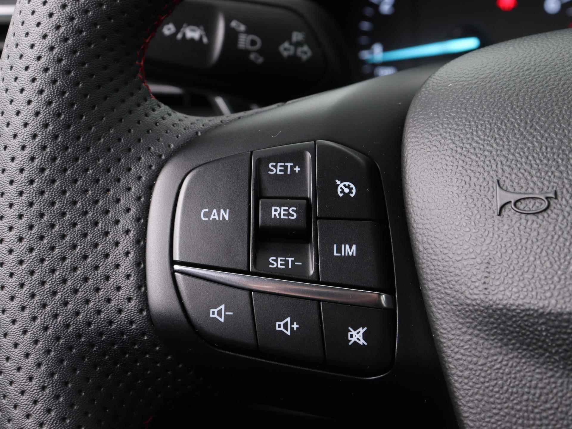 Ford Fiesta 1.0 EcoBoost Hybrid ST-Line | 125PK | Rijklaar! | Navigatie | Parkeersensoren | Climate control | Keyless entry - 14/20