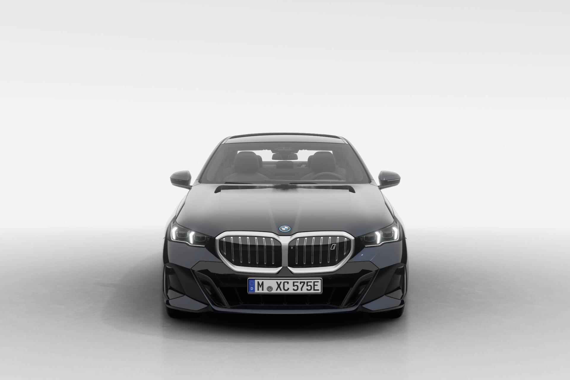 BMW i5 Sedan eDrive40 M Sport Edition 84 kWh | Comfortstoelen voor | Glazen panoramadak - 3/20