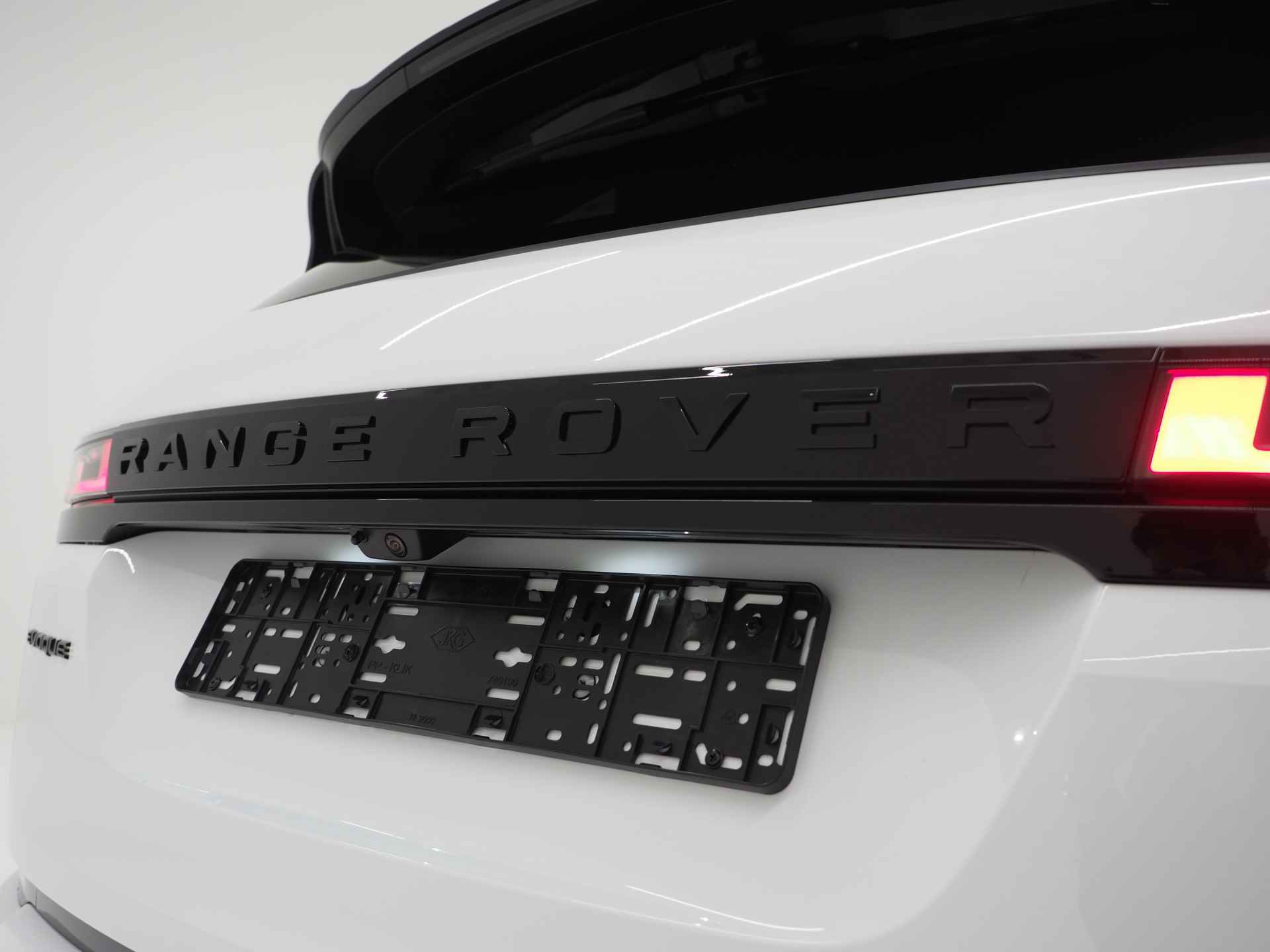 Land Rover Range Rover Evoque 1.5 P270e PHEV AWD S Limited Edition | Schuif-kanteldak | Black Exteriorpack | Adaptive Cruisecontrol | - 25/31