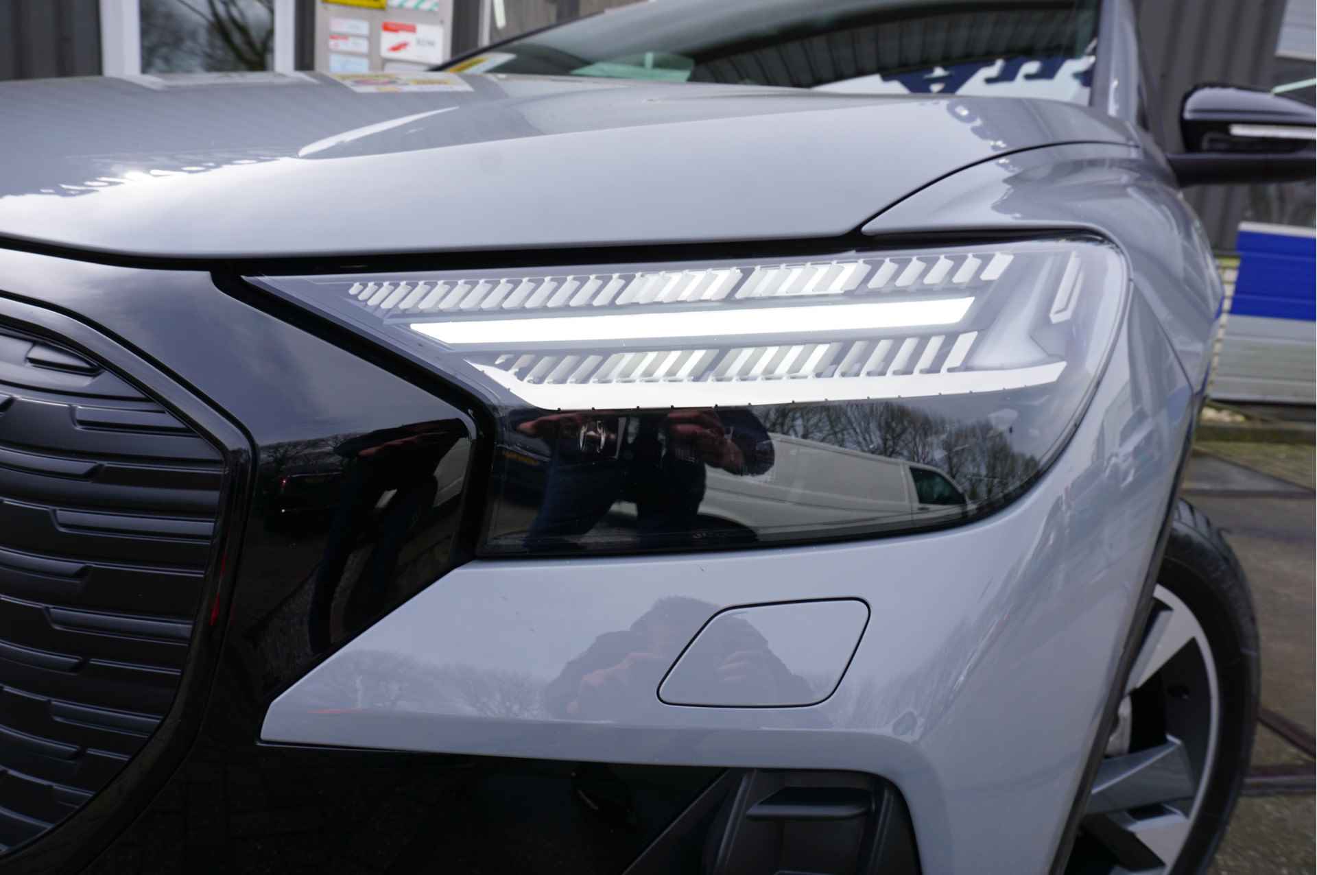 Audi Q4 e-tron 40 77 kWh 150kW Sonos Led Launch edition Advanced Plus - 8/35