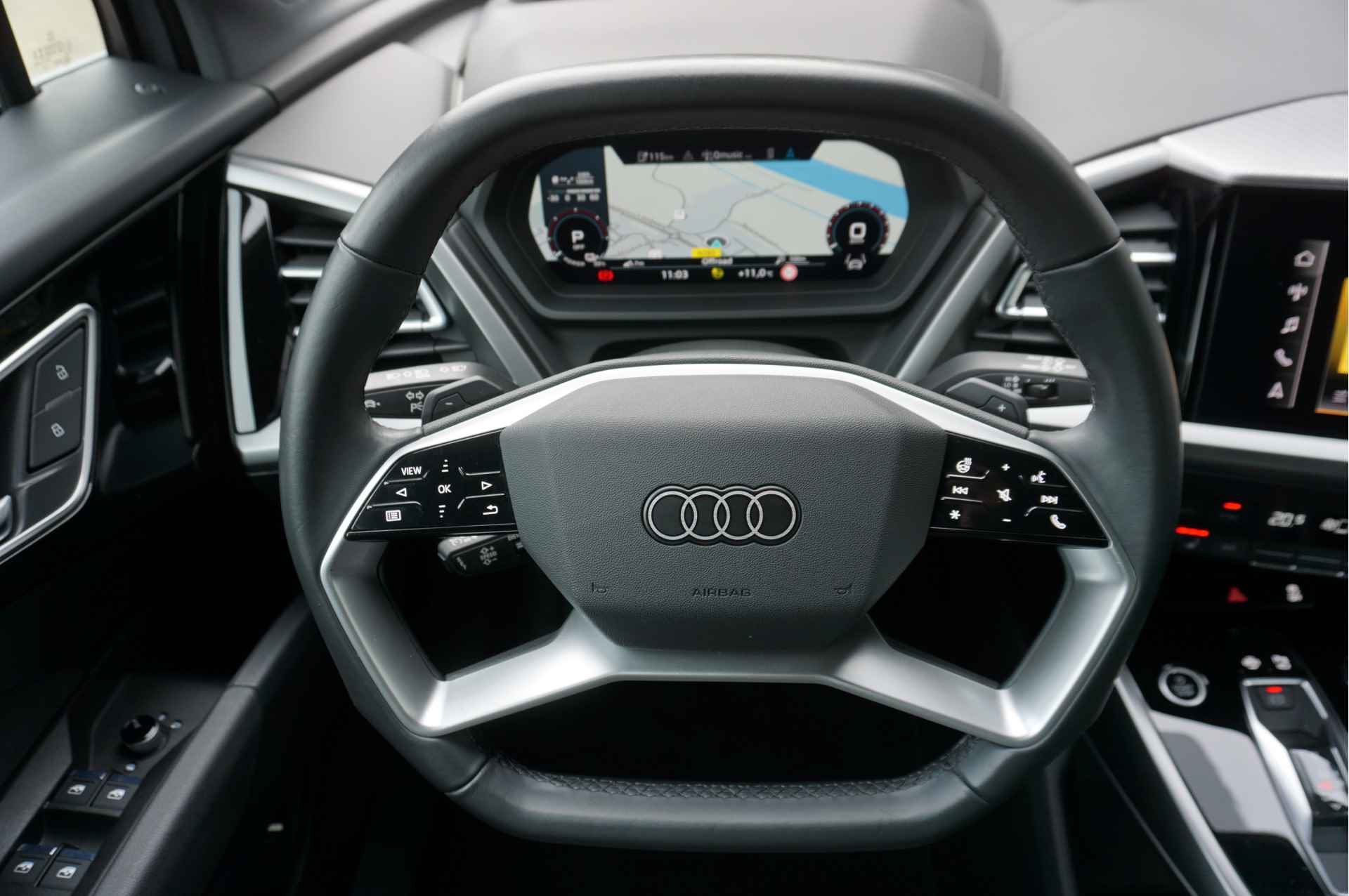 Audi Q4 e-tron 40 77 kWh 150kW Sonos Led Launch edition Advanced Plus - 16/35