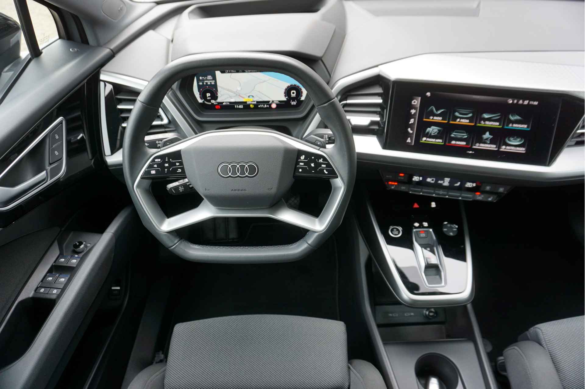Audi Q4 e-tron 40 77 kWh 150kW Sonos Led Launch edition Advanced Plus - 22/35