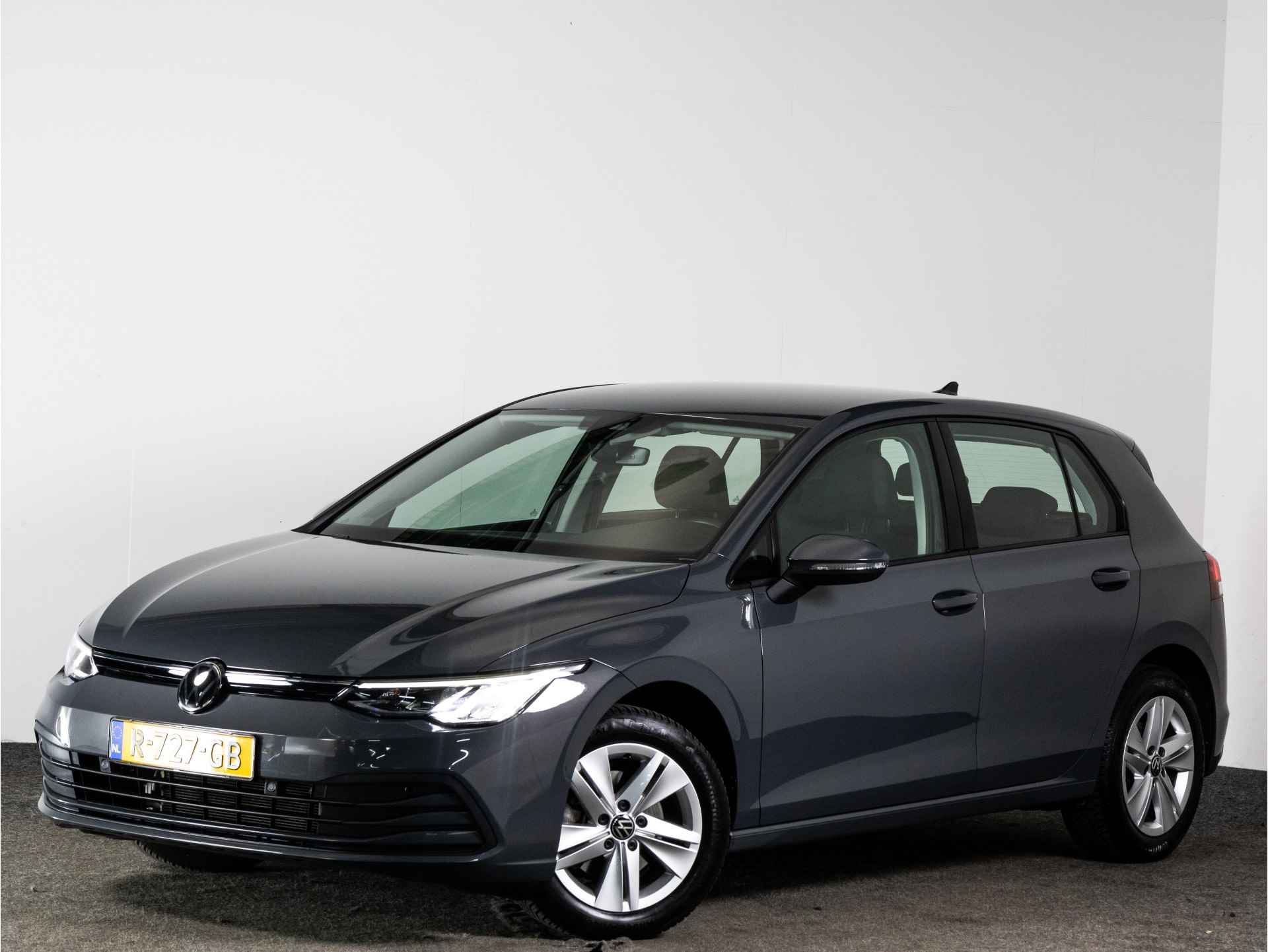 Volkswagen Golf 1.0 TSI 110 PK Life Business | LED | Navigatie | Side Assist | Stoel En Stuurwielverwarming | - 3/37