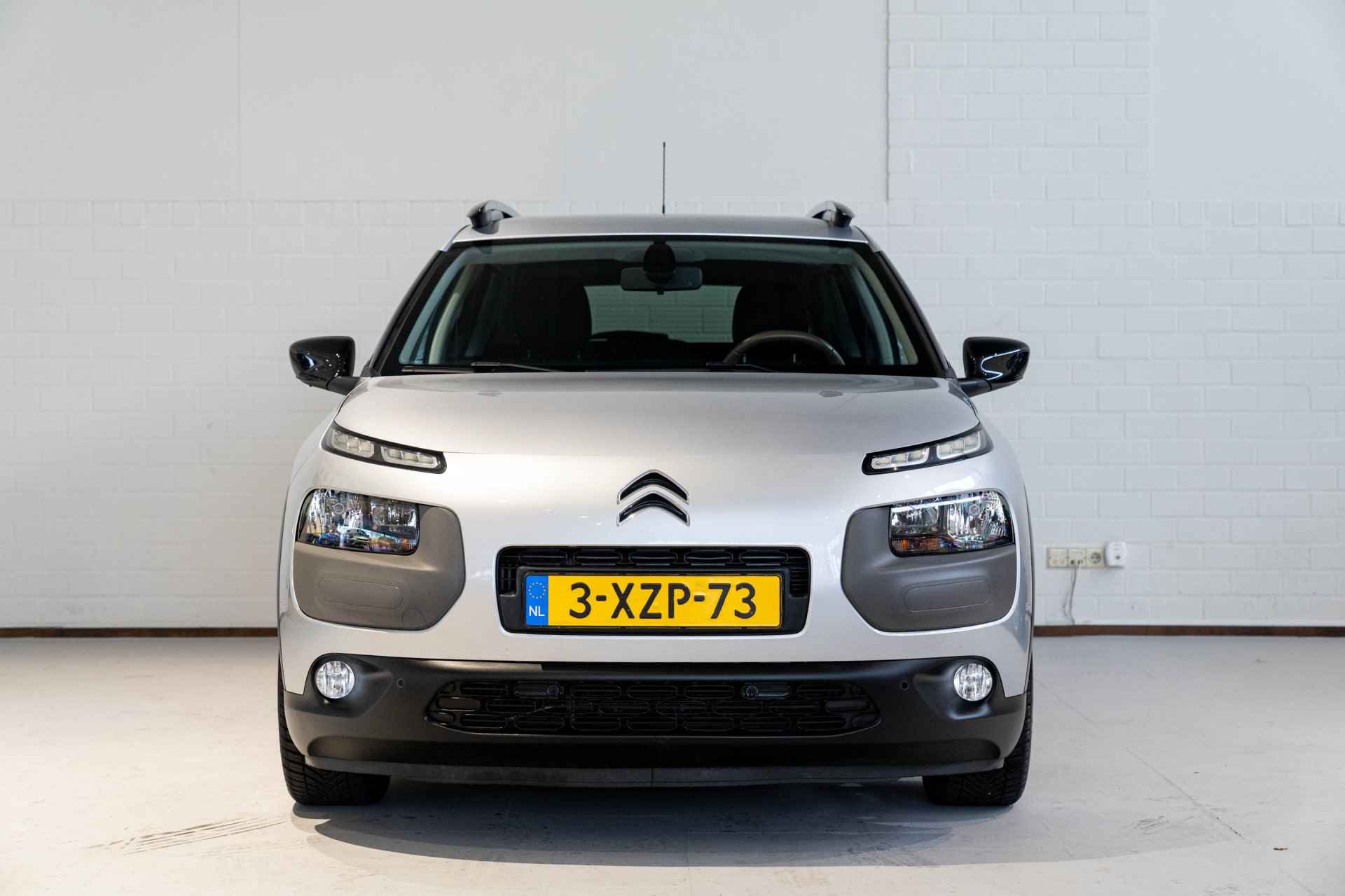 Citroën C4 Cactus 1.2 PureTech Shine | Trekhaak | Camera | Parkeersensoren | Navigatie | - 2/29