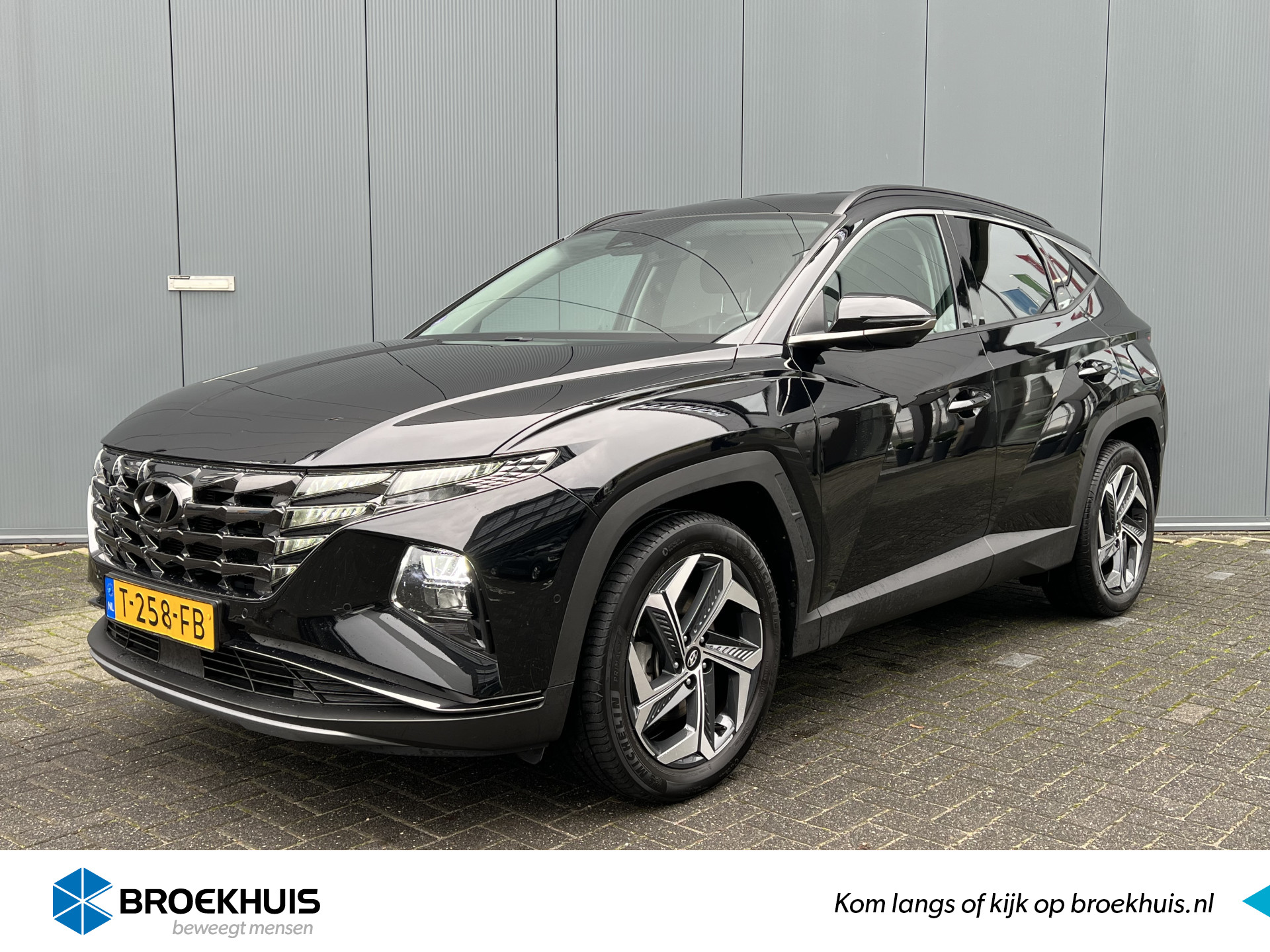 Hyundai Tucson 1.6 T-GDI HEV 230pk Premium Automaat | Leder | Climate | Keyless | Trekhaak | Navigatie | Elek. Klep | Full - Led | 360 Camera |