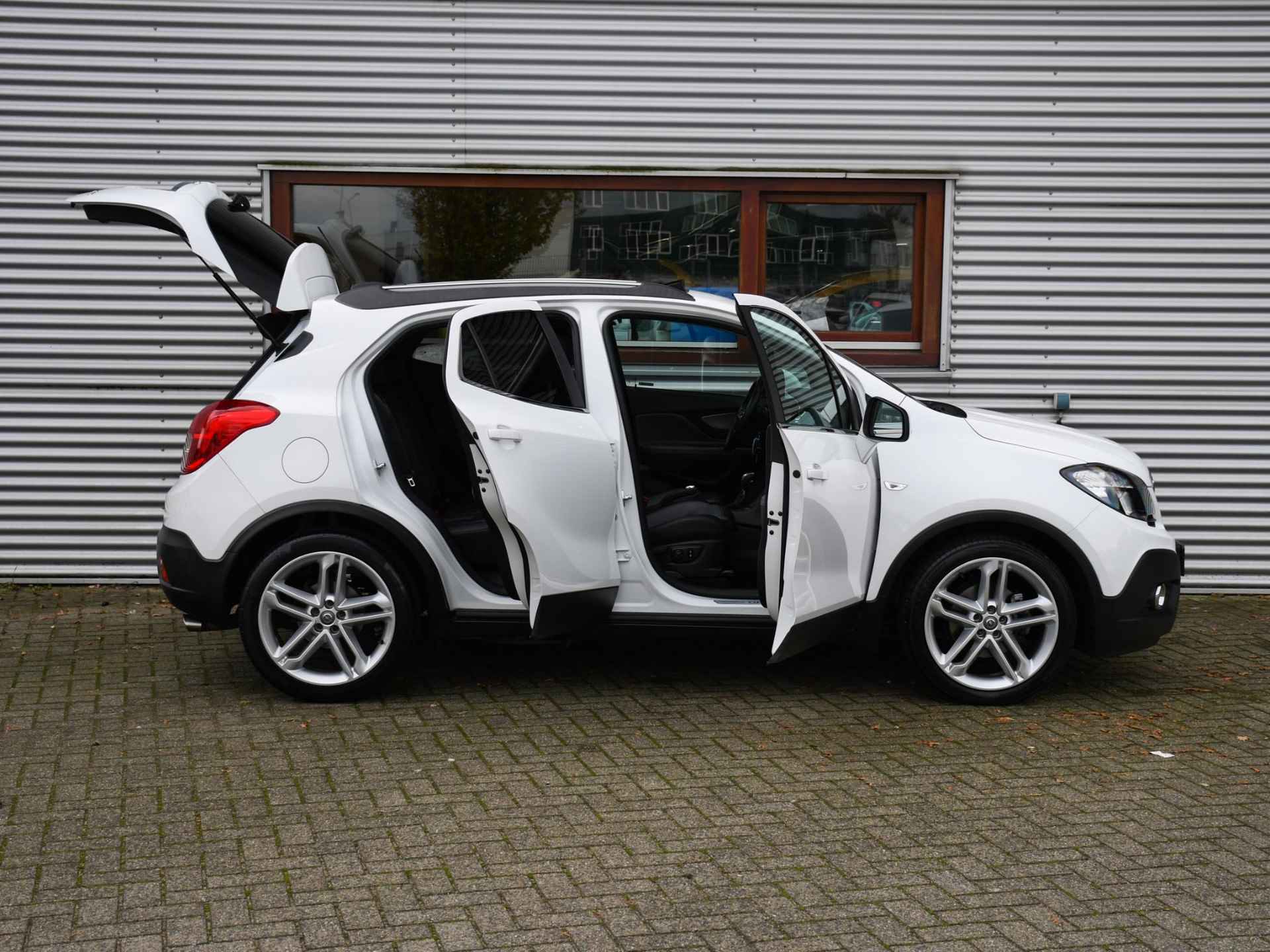 Opel Mokka Innovation 1.4 Turbo 140pk Automaat SCHUIF-DAK | WINTER PACK | TREKHAAK | 19''LM | PDC | LEDER | CRUISE.C - 30/33