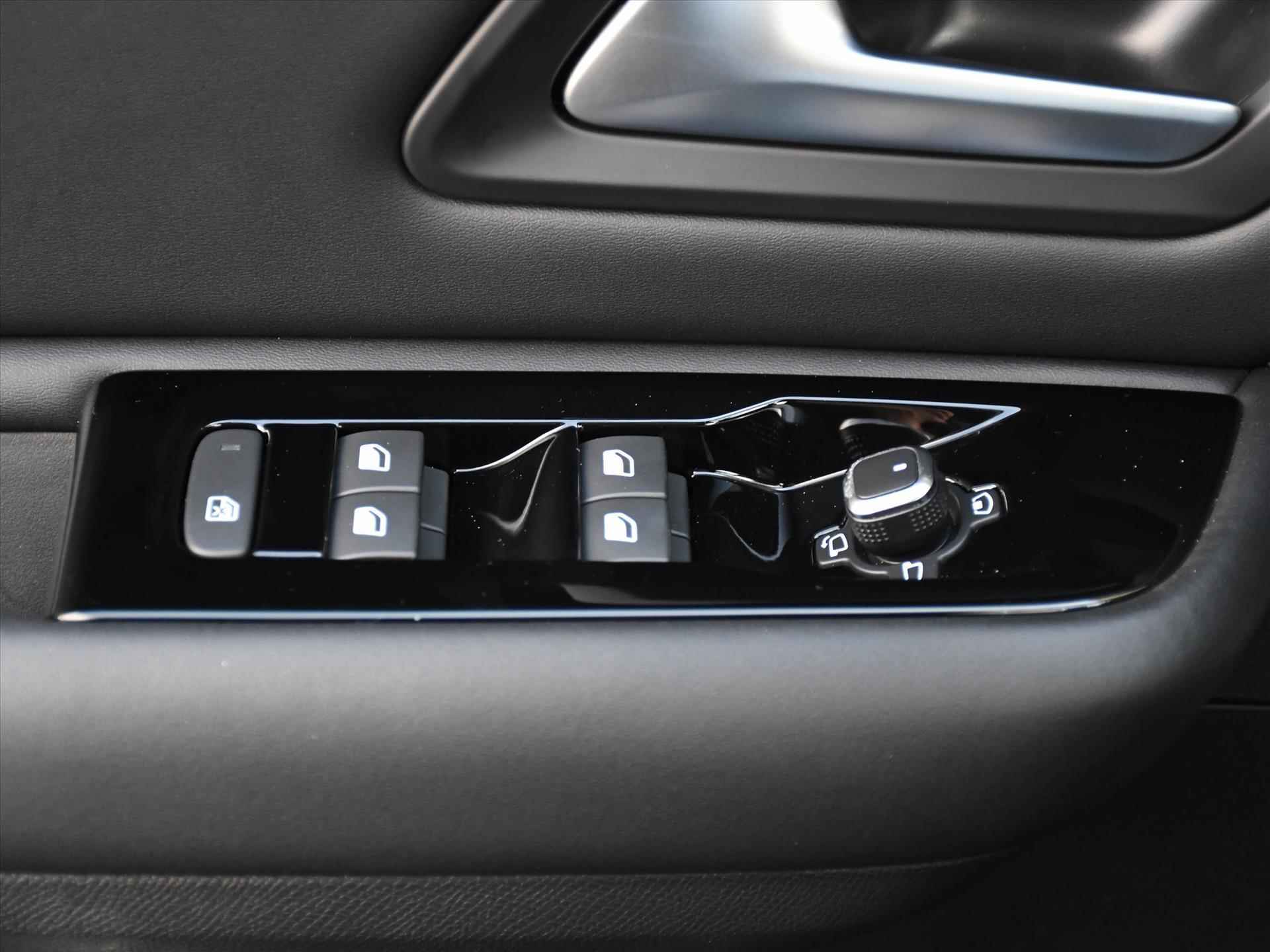 Citroën C5 X Business Plus 1.6 Plug-In Hybrid 180pk ADAP. CRUISE | STOELVENTILATIE | 19''LM | LED | CLIMA | DRAADLOOS OPLADEN - 30/36