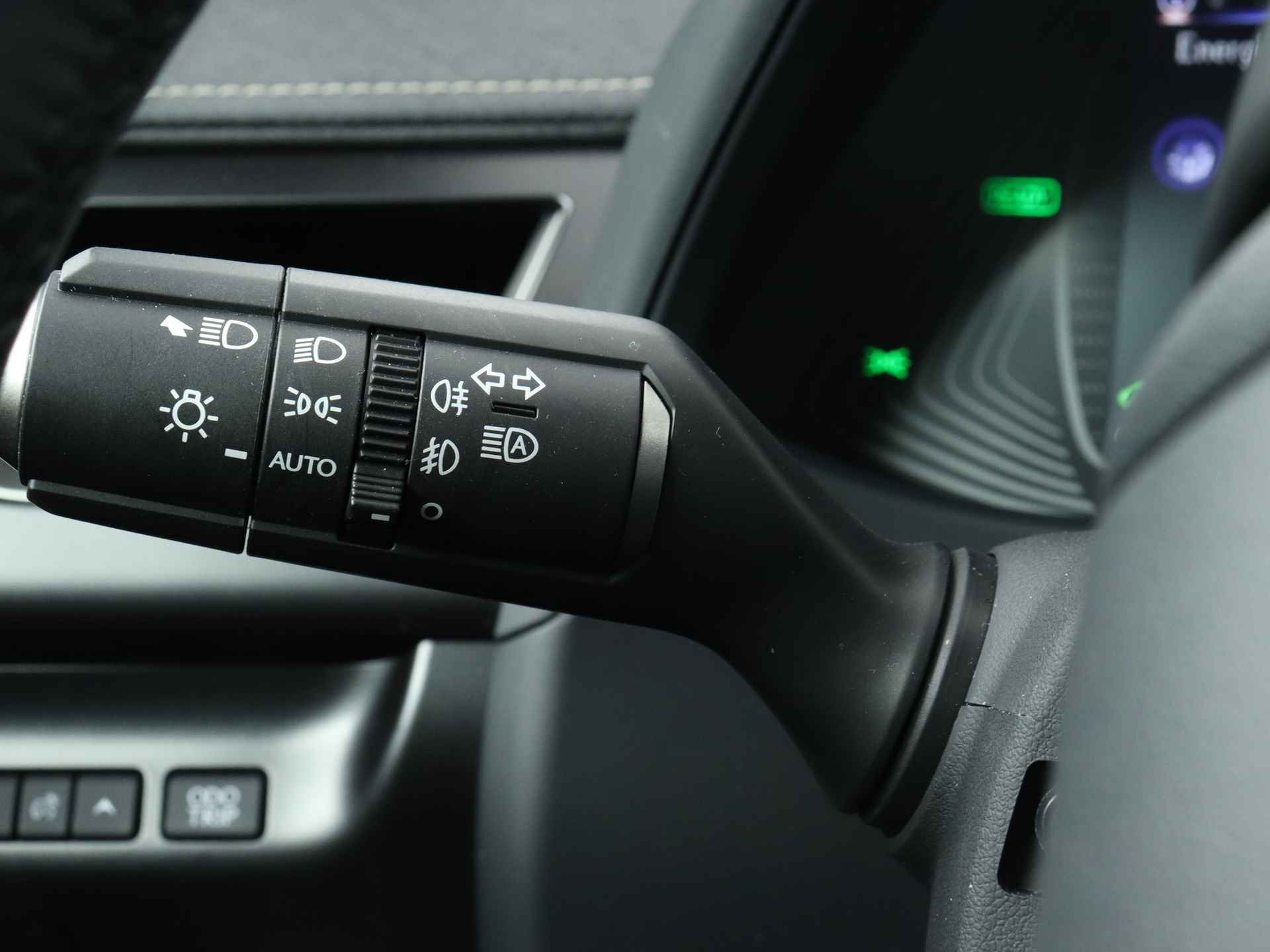 Lexus UX 250h F Sport Design | Leer | Stoelverwarming | Apple CarPlay / Android Auto | - 20/42