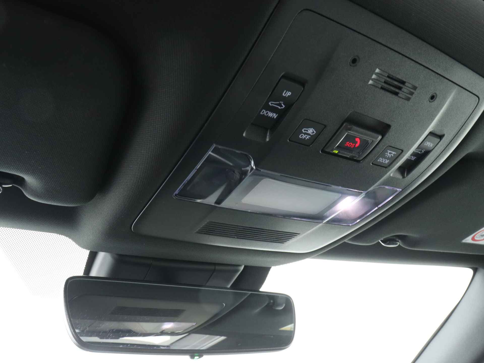 Lexus UX 250h F Sport Design | Leer | Stoelverwarming | Apple CarPlay / Android Auto | - 27/42