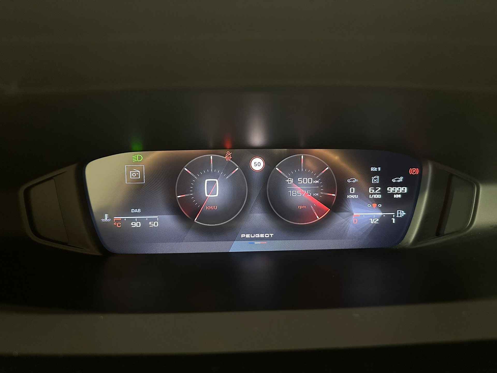 Peugeot 308 SW 1.2 PureTech Allure Pack Business | Camera | Navigatie | Apple Carplay/Android Auto - 5/28