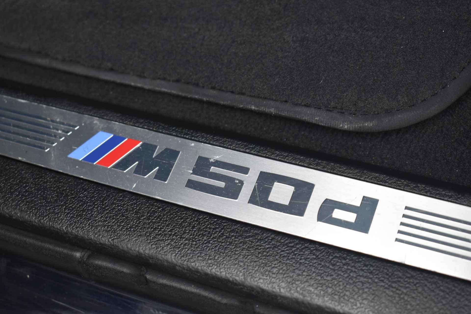 BMW X5 M50d / Head-up / Pano / Stoelverwarming voor + achter / Memory stoelen / Navi / Camera - 13/53