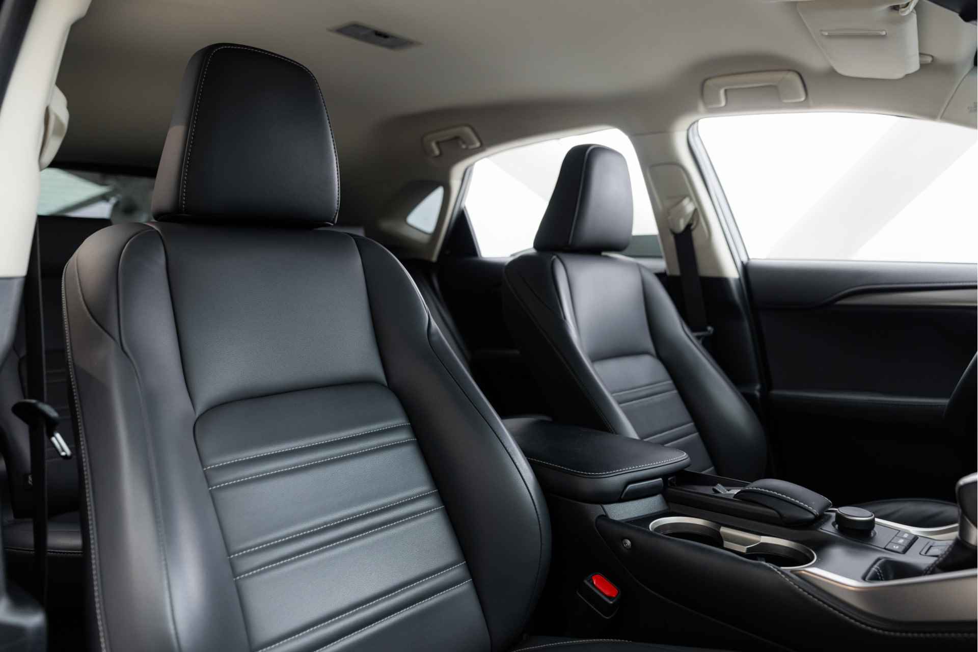 Lexus NX 300h AWD Business Line Limited | Voorstoelen verwarmd | Navigatie | Cruise Control | - 47/53