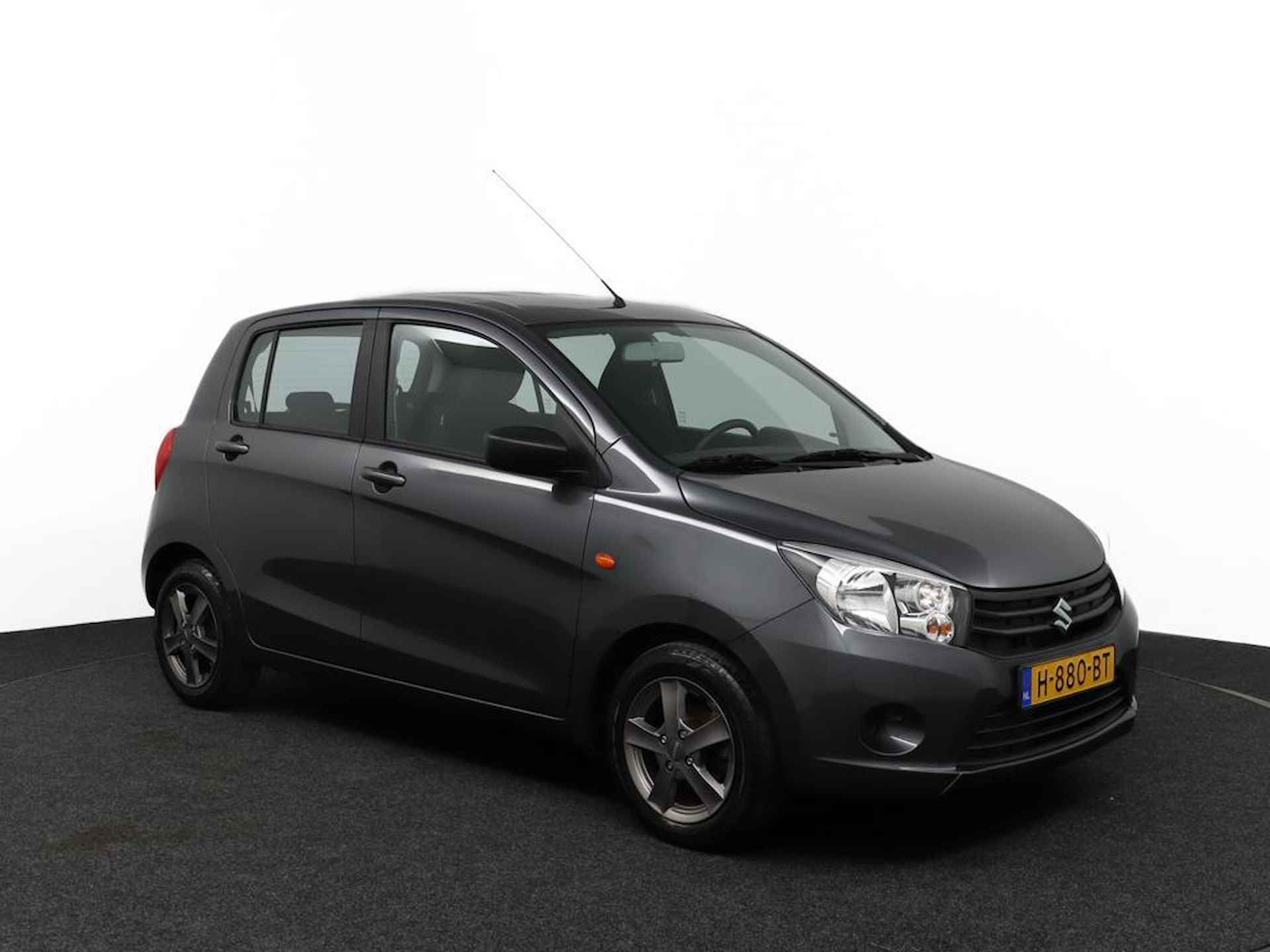 Suzuki Celerio 1.0 Comfort | Airco | Radio - cd speler | centrale vergrendeling | USB | Lichtmetalen velgen | - 13/41