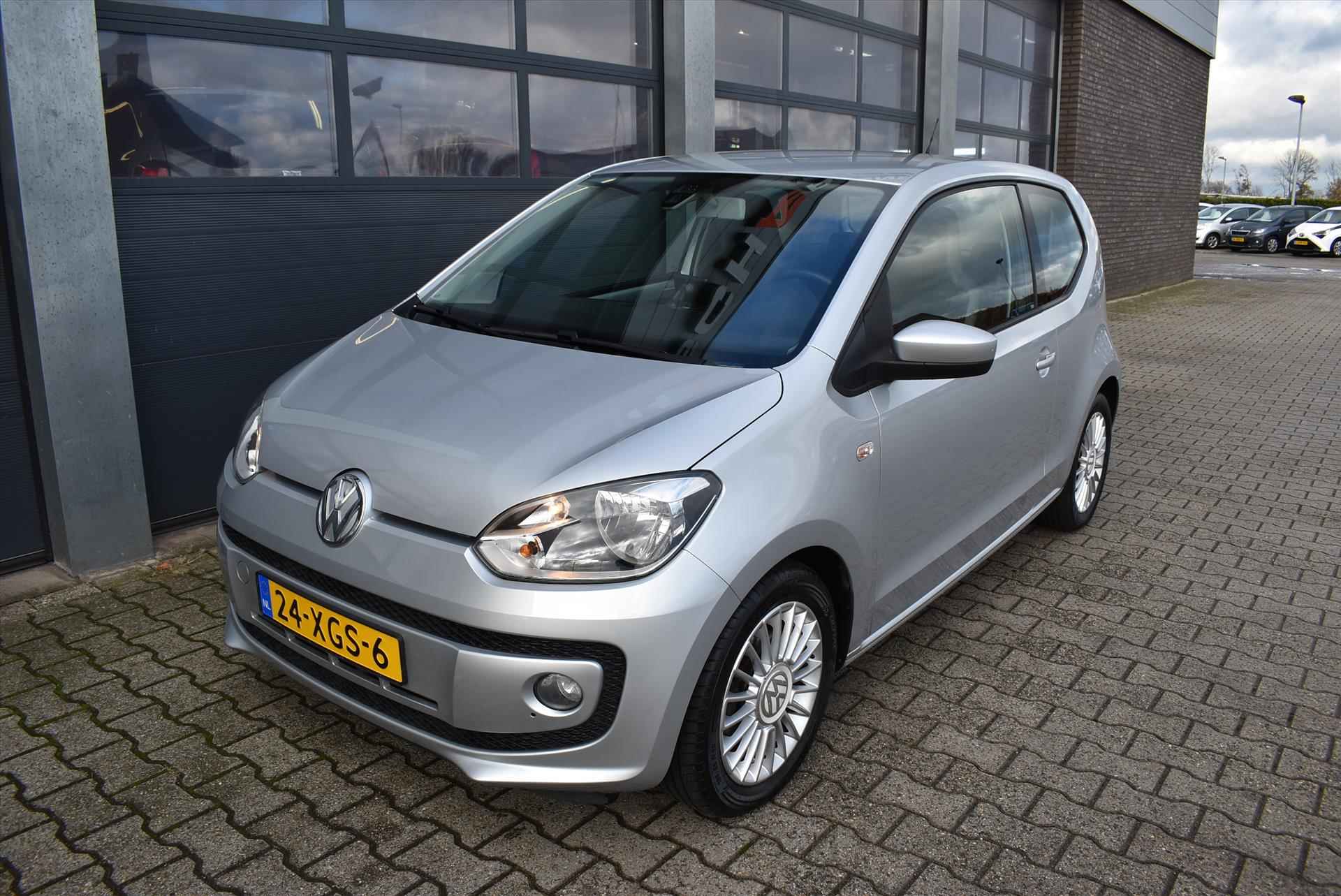 VOLKSWAGEN Up! 1.0 75pk High up! - 17/28