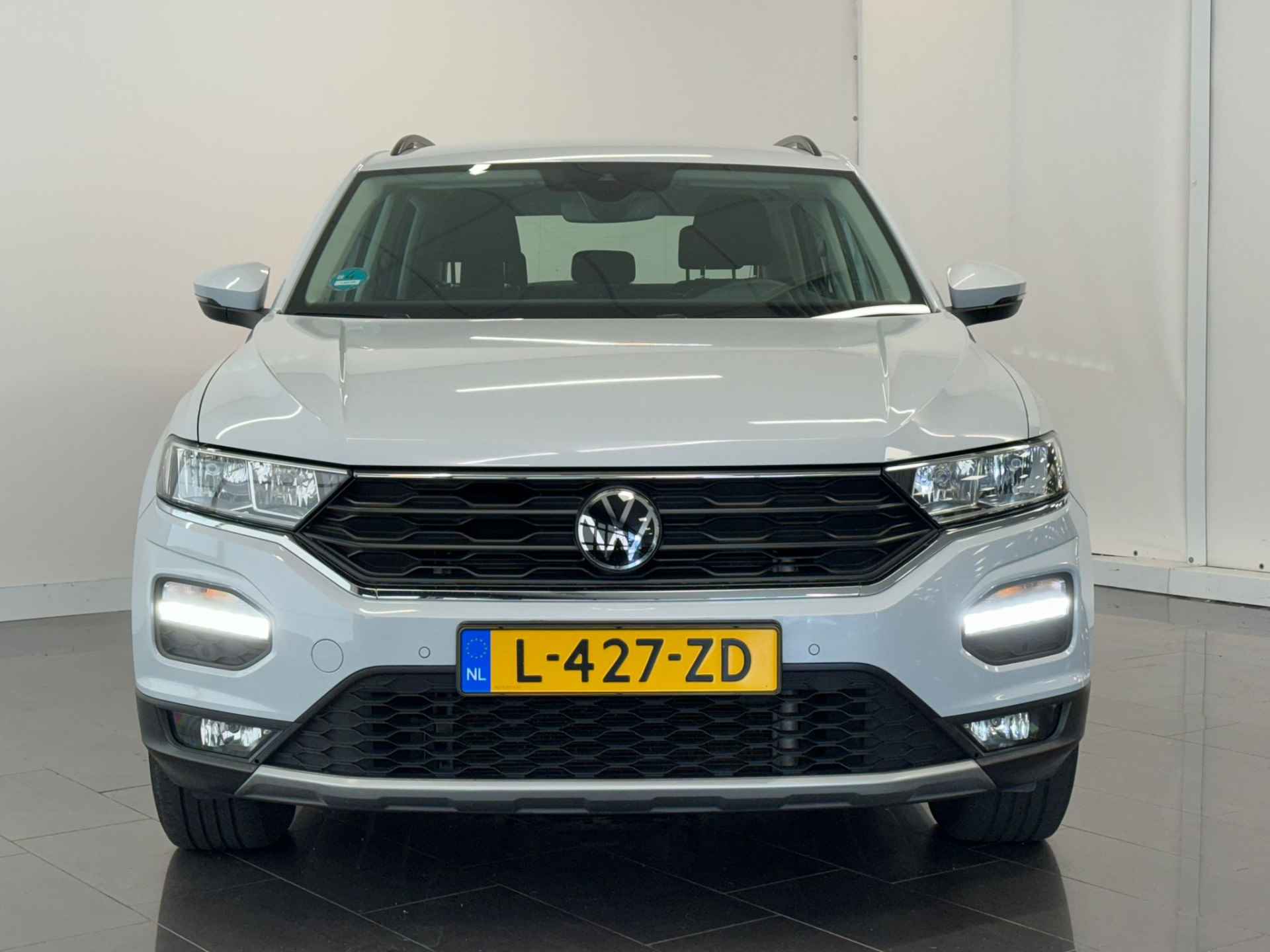 Volkswagen T-Roc 1.0 TSI Style | Alarm | Carplay | Navigatie | Draadloos laden | Spiegel pakket | Camera | Climatronic | - 22/25