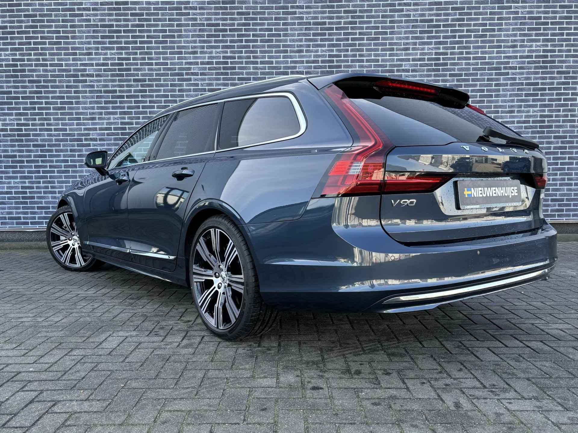 Volvo V90 B5 Ultimate Bright | Trekhaak | Head-up Display | Parkeerverwarming | Panoramadak | Harman Kardon | Google Maps - 5/34