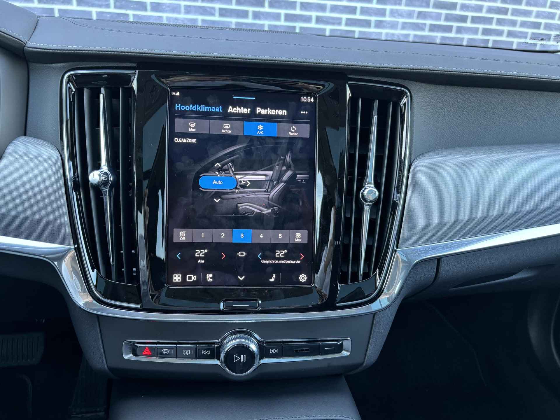 Volvo V90 B5 Ultimate Bright | Trekhaak | Head-up Display | Parkeerverwarming | Panoramadak | Harman Kardon | Google Maps - 21/34