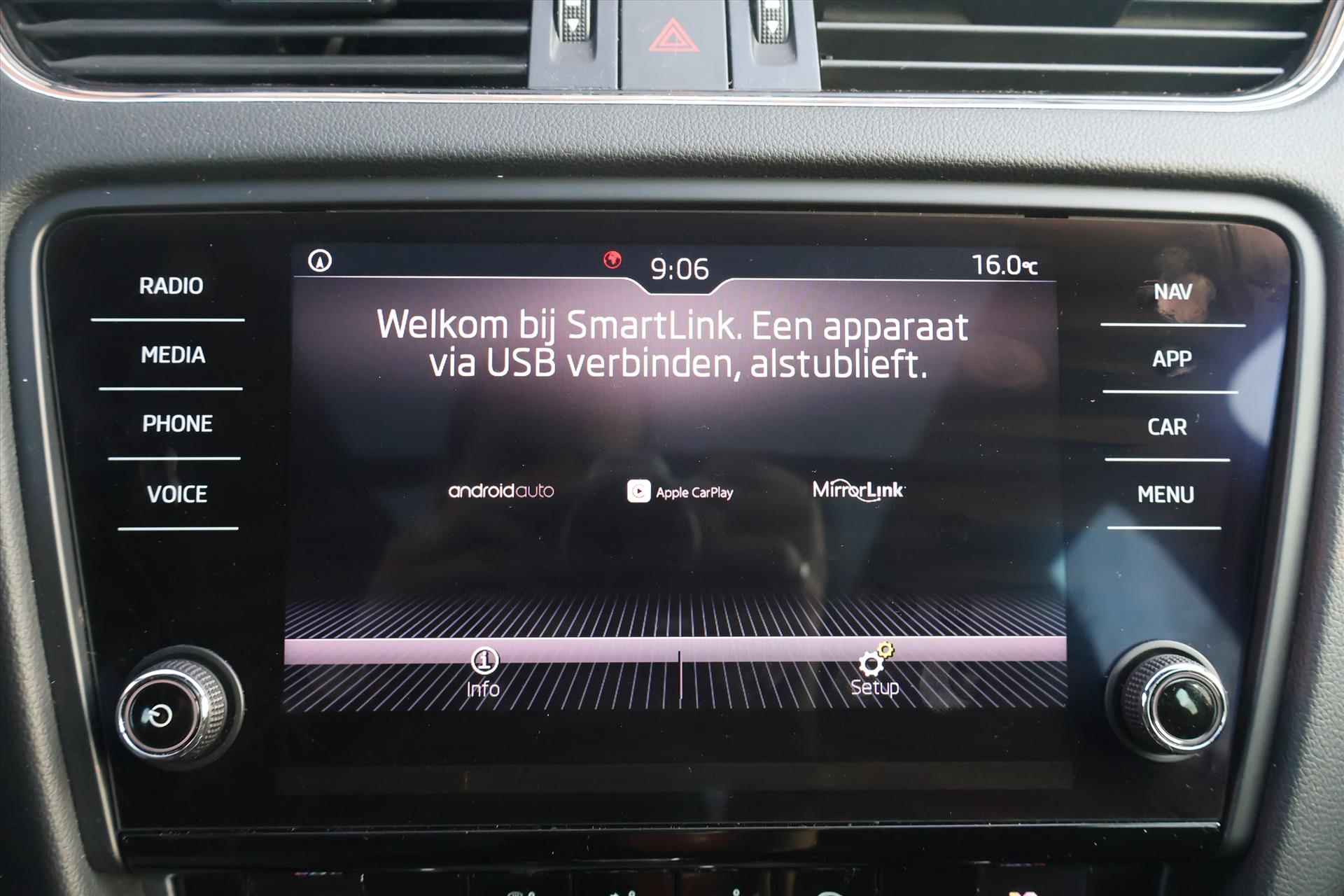 Skoda Octavia Combi 1.5 TSI Greentech Sport 150pk | DAB | Navi | Pano | Carplay | 1ste Eigenaar - 34/52