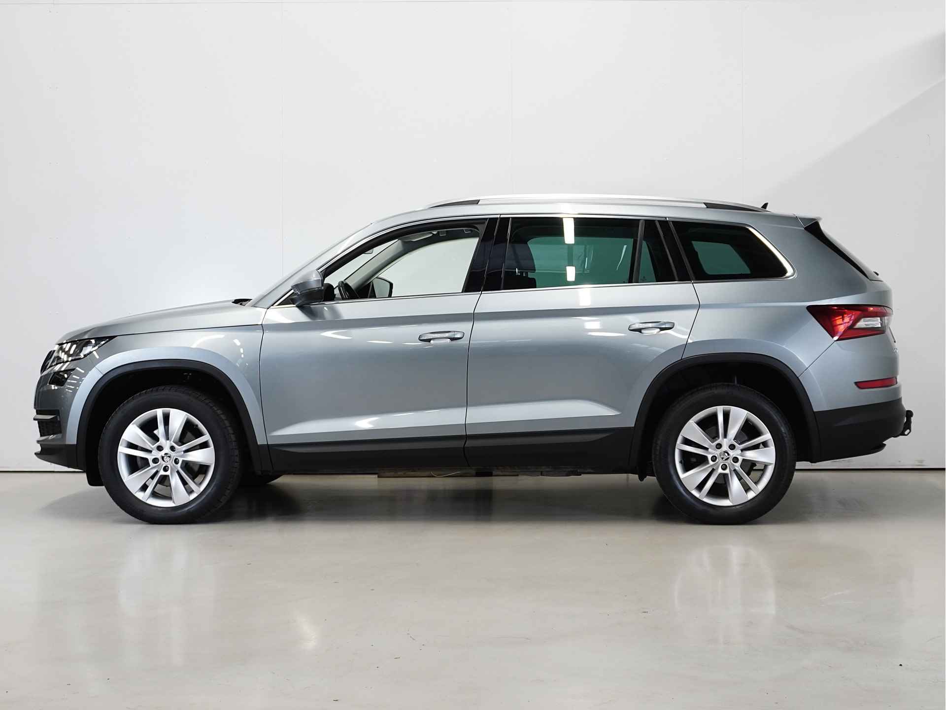 Škoda Kodiaq 1.5 TSI 150Pk Ambition Business | Automaat | NL Auto | Trekhaak | App Connect | Adaptive Cruise | Rijklaarprijs - 4/54