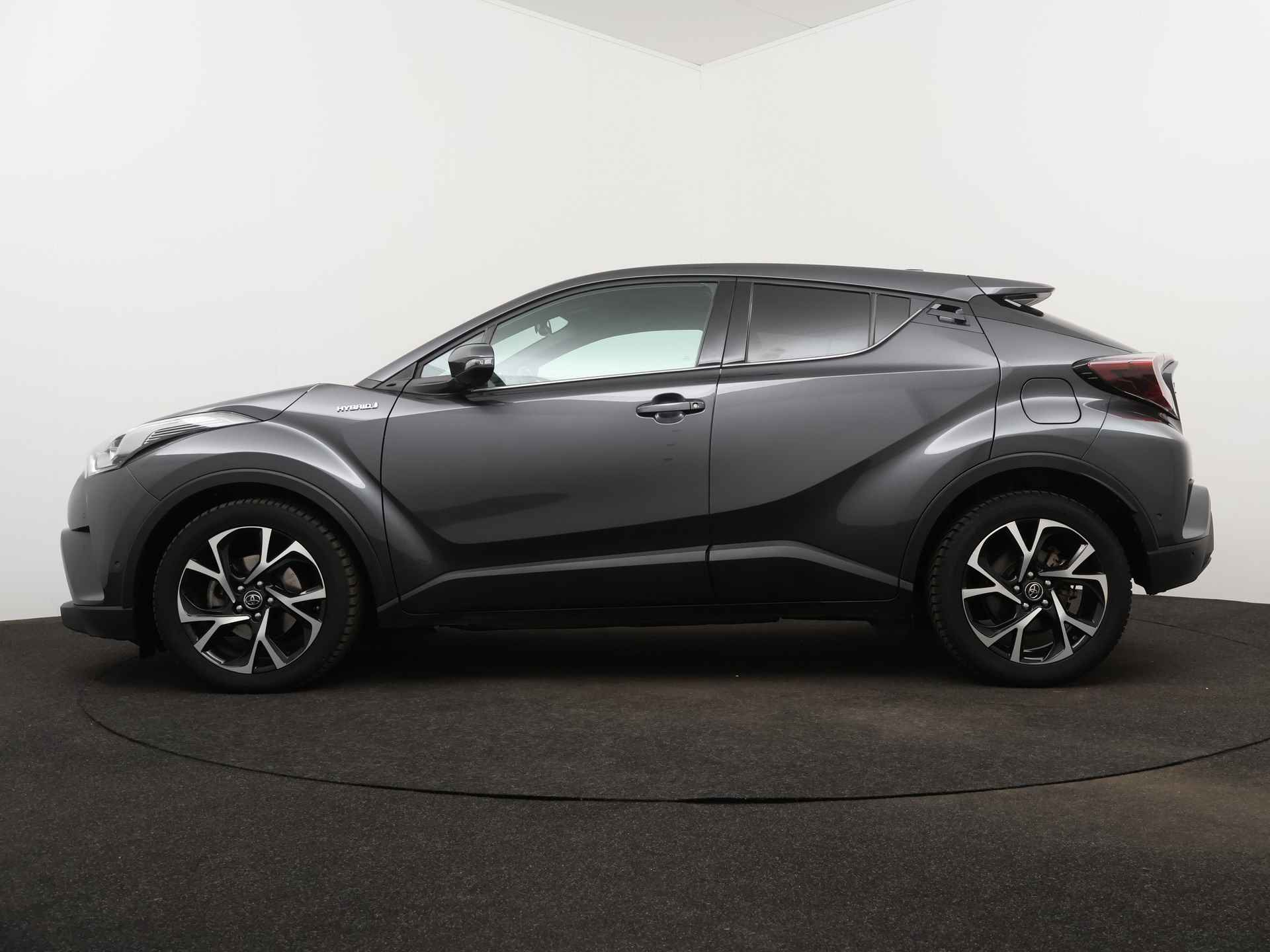 Toyota C-HR 1.8 Hybrid Style Ultimate | JBL | Navigatie | Stuur-/Stoelverwarming | Parkeerhulp | - 4/46