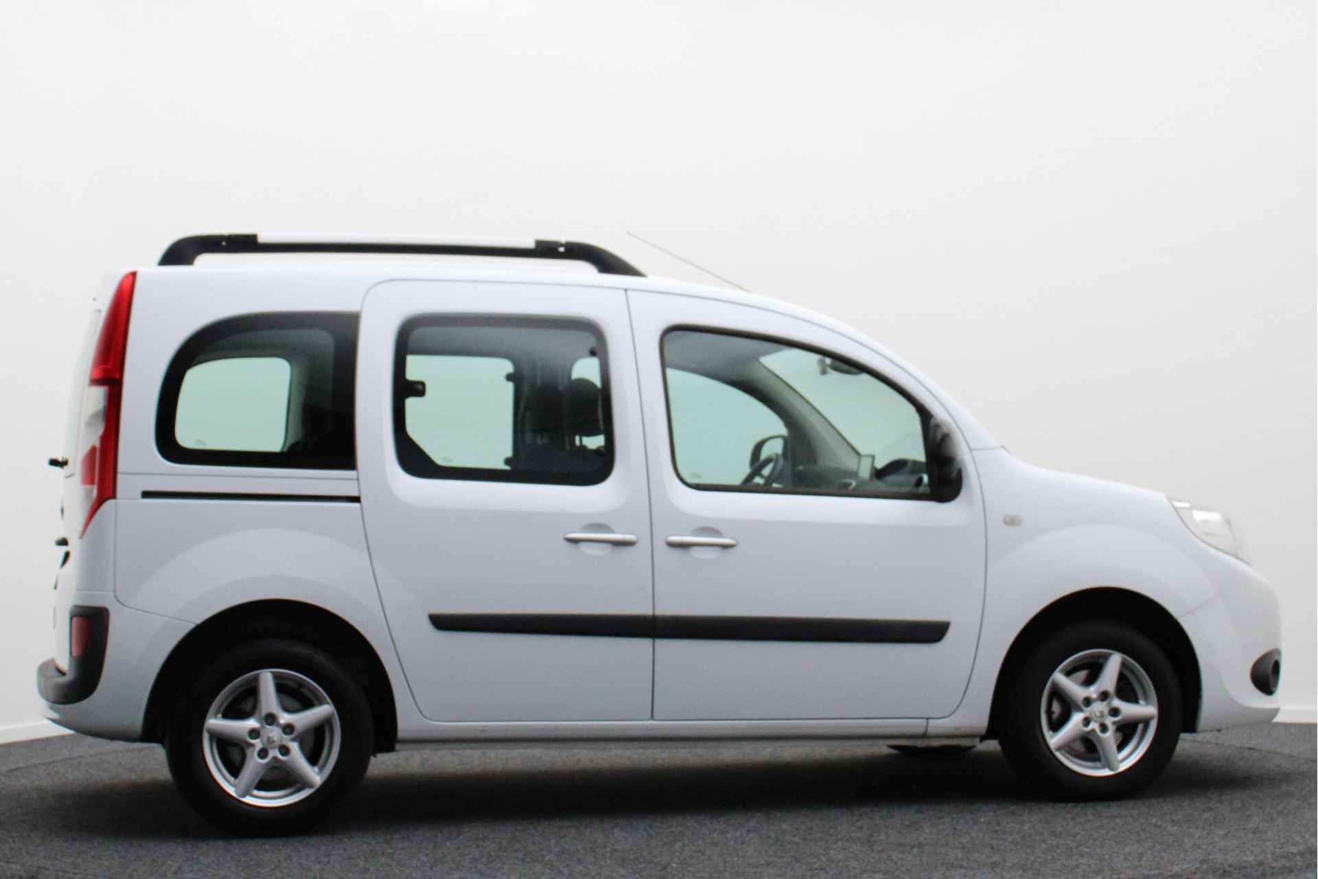 Renault Kangoo Family 1.2 TCe Automaat 5-Persoons, Climate, Cruise, Navigatie, PDC, Bluetooth, Elektr. Pakket, 15'' - 9/47