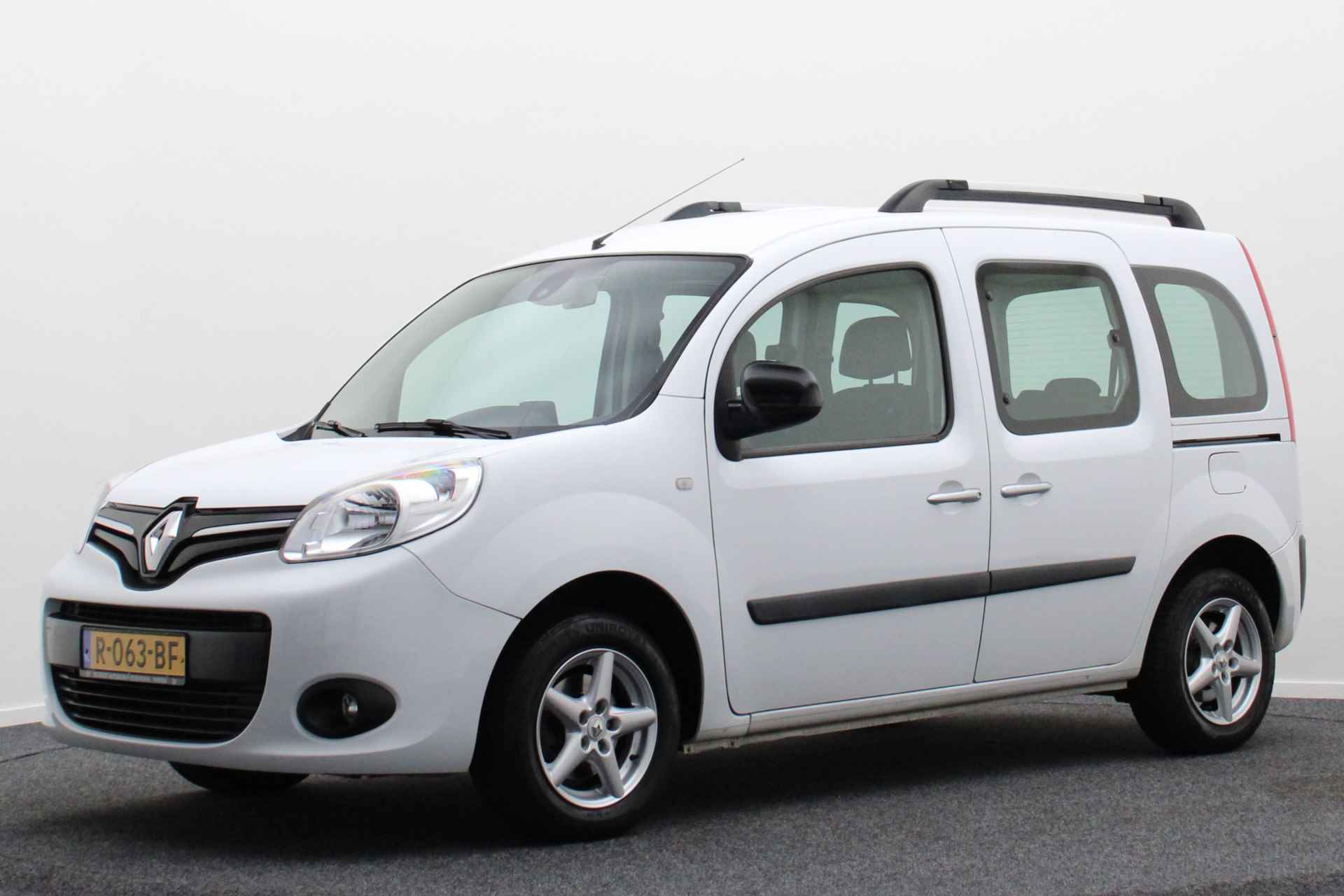 Renault Kangoo Family 1.2 TCe Automaat 5-Persoons, Climate, Cruise, Navigatie, PDC, Bluetooth, Elektr. Pakket, 15'' - 22/47