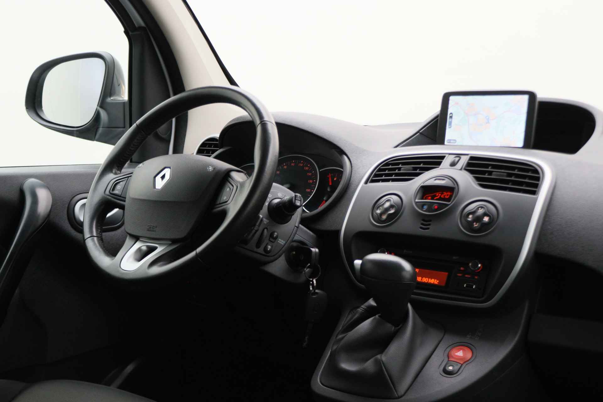 Renault Kangoo Family 1.2 TCe Automaat 5-Persoons, Climate, Cruise, Navigatie, PDC, Bluetooth, Elektr. Pakket, 15'' - 31/47