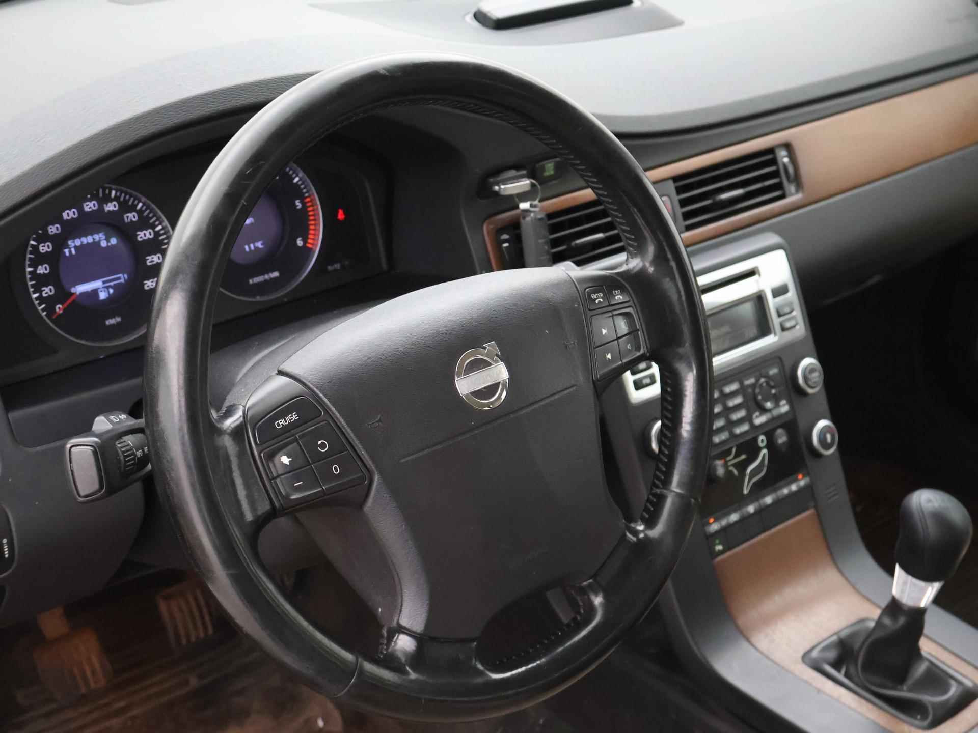 Volvo V70 2.0D 136 PK + LEDER | TREKHAAK | CRUISE CONTROL - 15/28