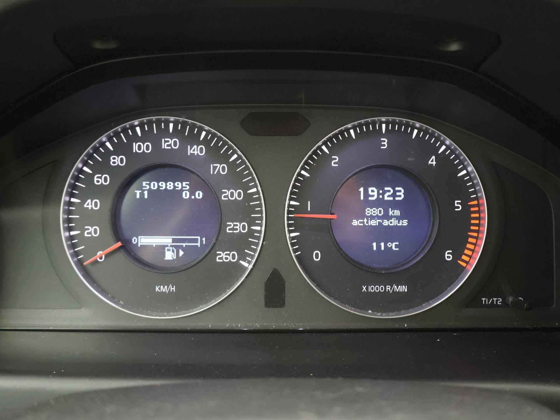 Volvo V70 2.0D 136 PK + LEDER | TREKHAAK | CRUISE CONTROL - 18/28