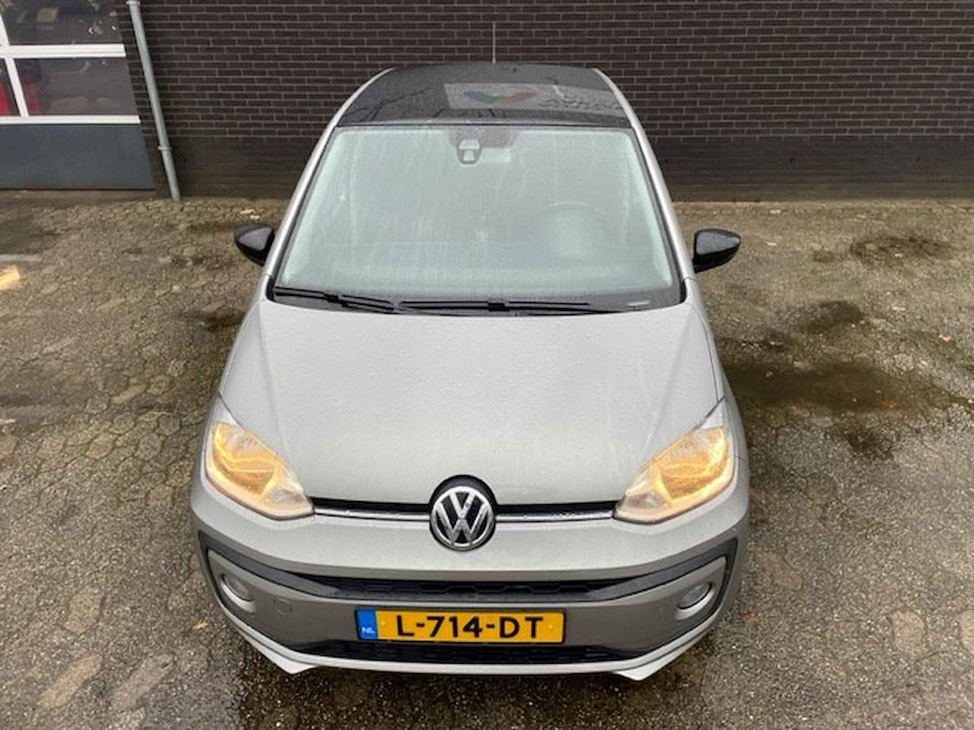 Volkswagen Up! 1.0 BMT high up! Sound - 3/19