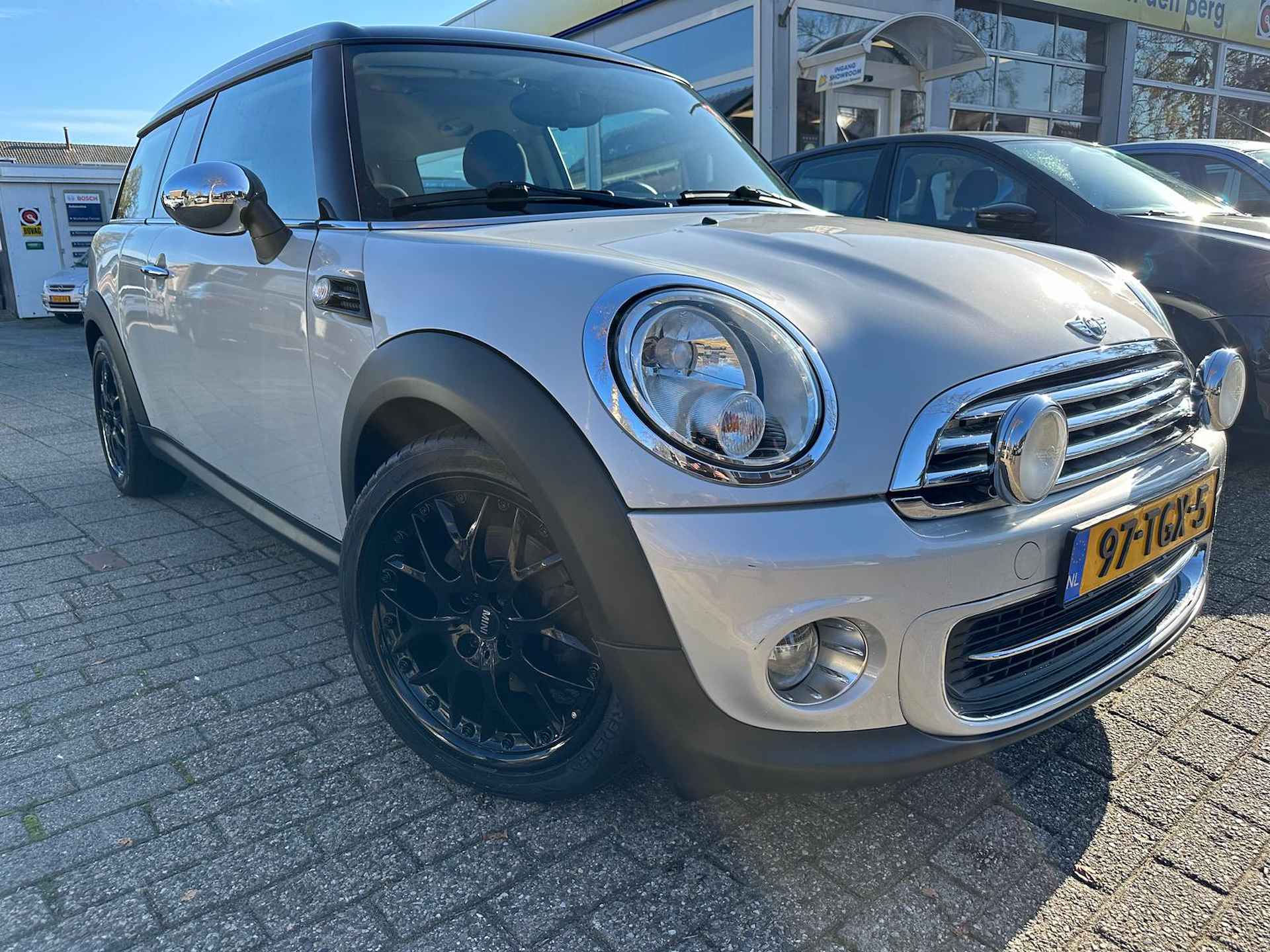 MINI Clubman 1.6 Cooper Salt | White-Silver | 17 inch | Navi | Cruise | PDC | - 2/22