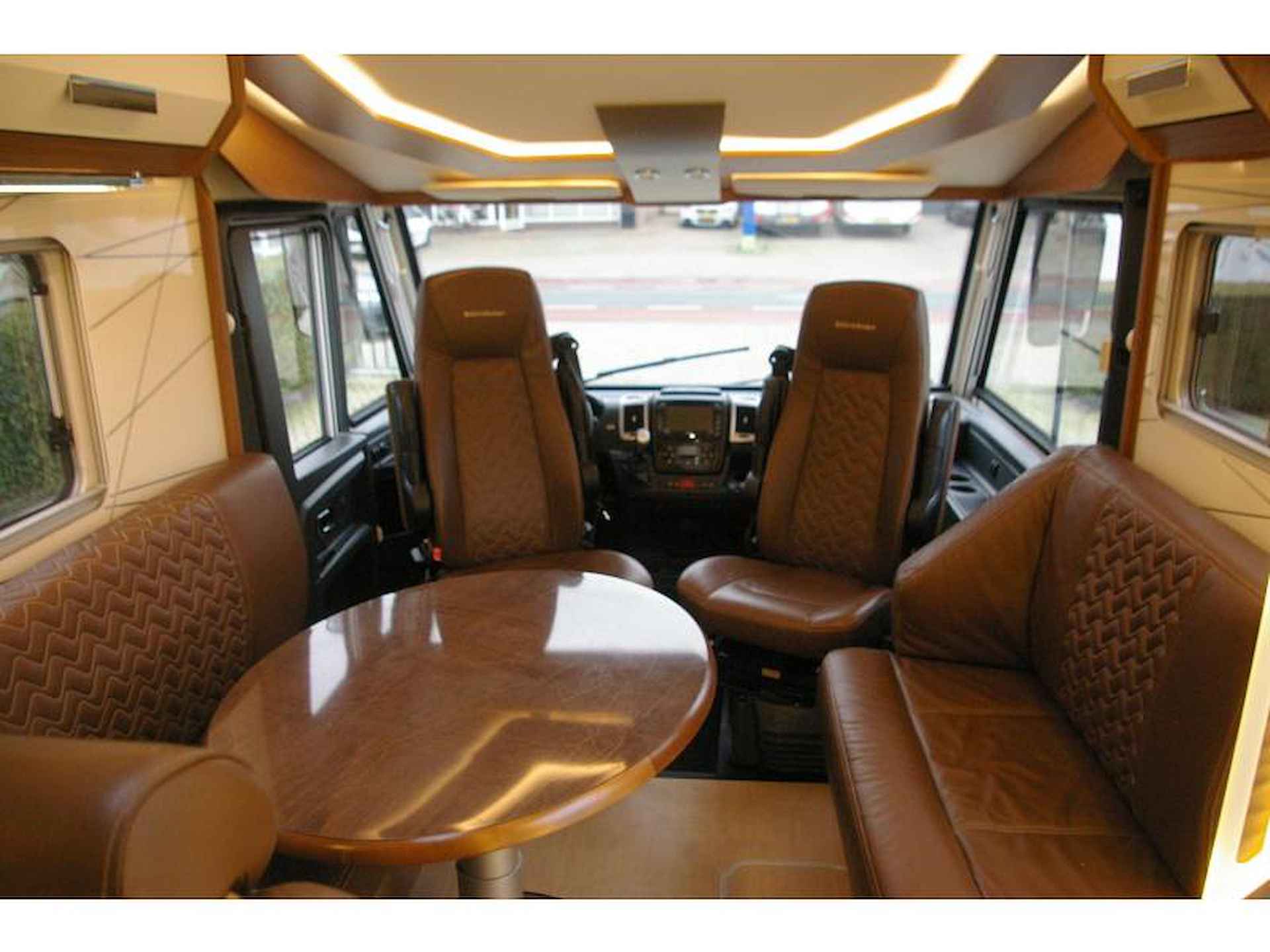 Bürstner Elegance 910 G Enkelebedden, Auto,Level - 9/19