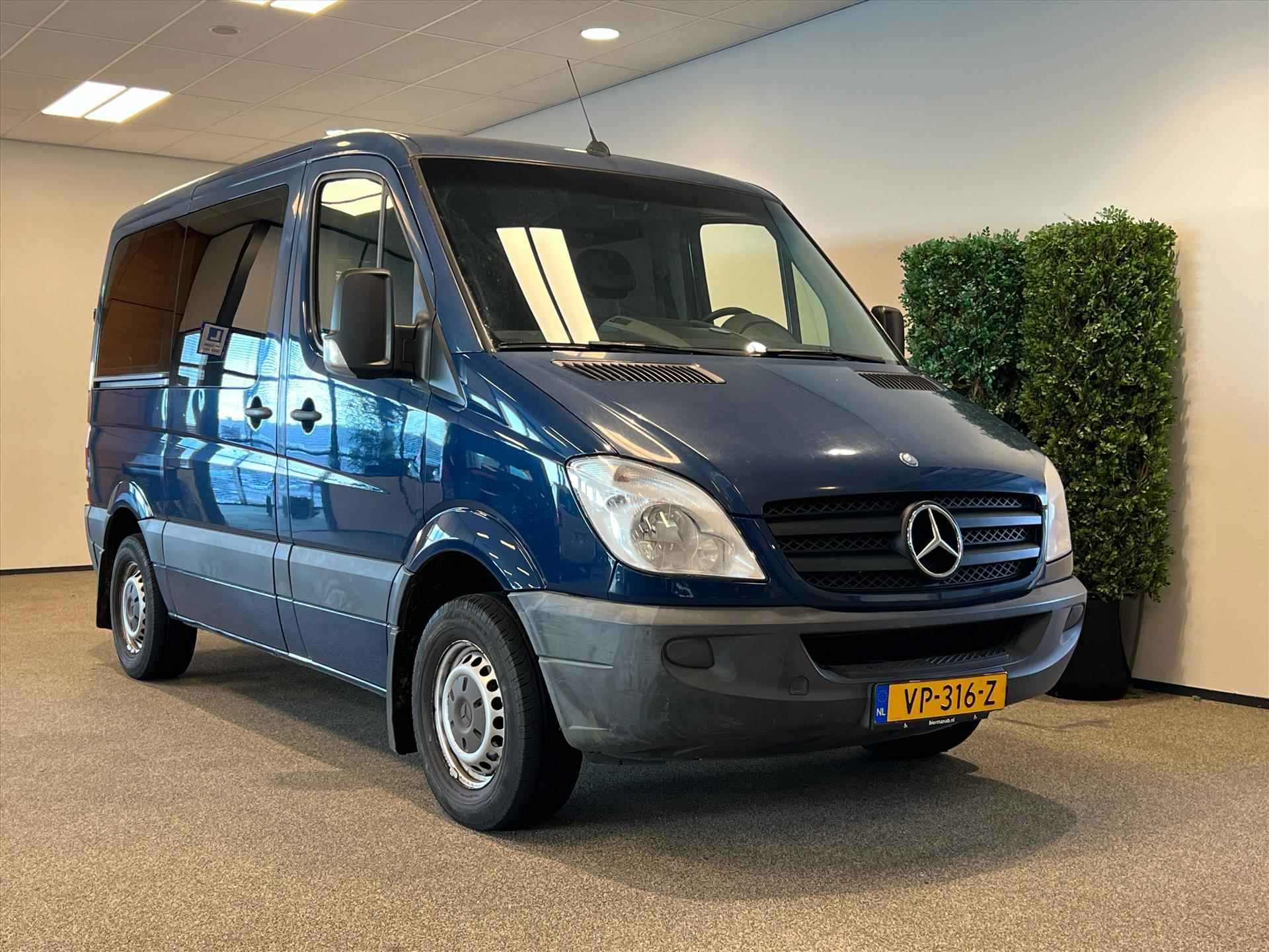 Mercedes-Benz Sprinter Rolstoelbus L1H1 Automaat (airco) Rolstoel voorin - 15/35