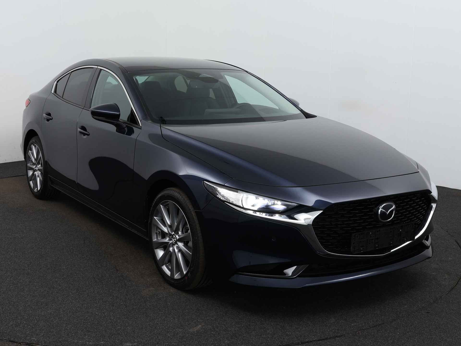 Mazda 3 2.0 e-SkyActiv-G M Hybrid 150 Exclusive-line - 25/40