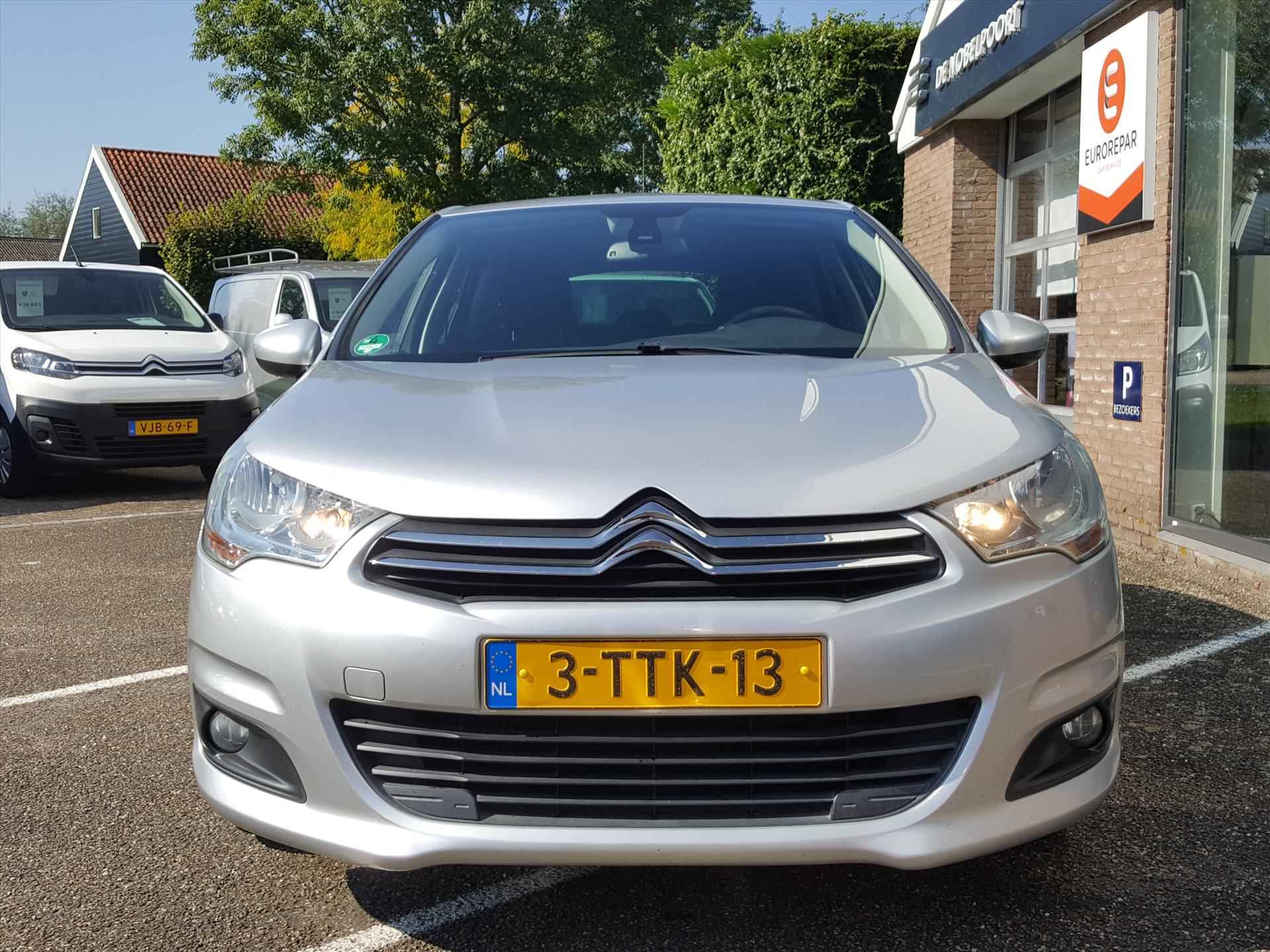 Citroen C4 1.2 e-THP 131pk Exclusive Navigatie | Cruise & Climate control | Parkeersensoren achter | Bluetooth | Radio met CD-speler - 10/44