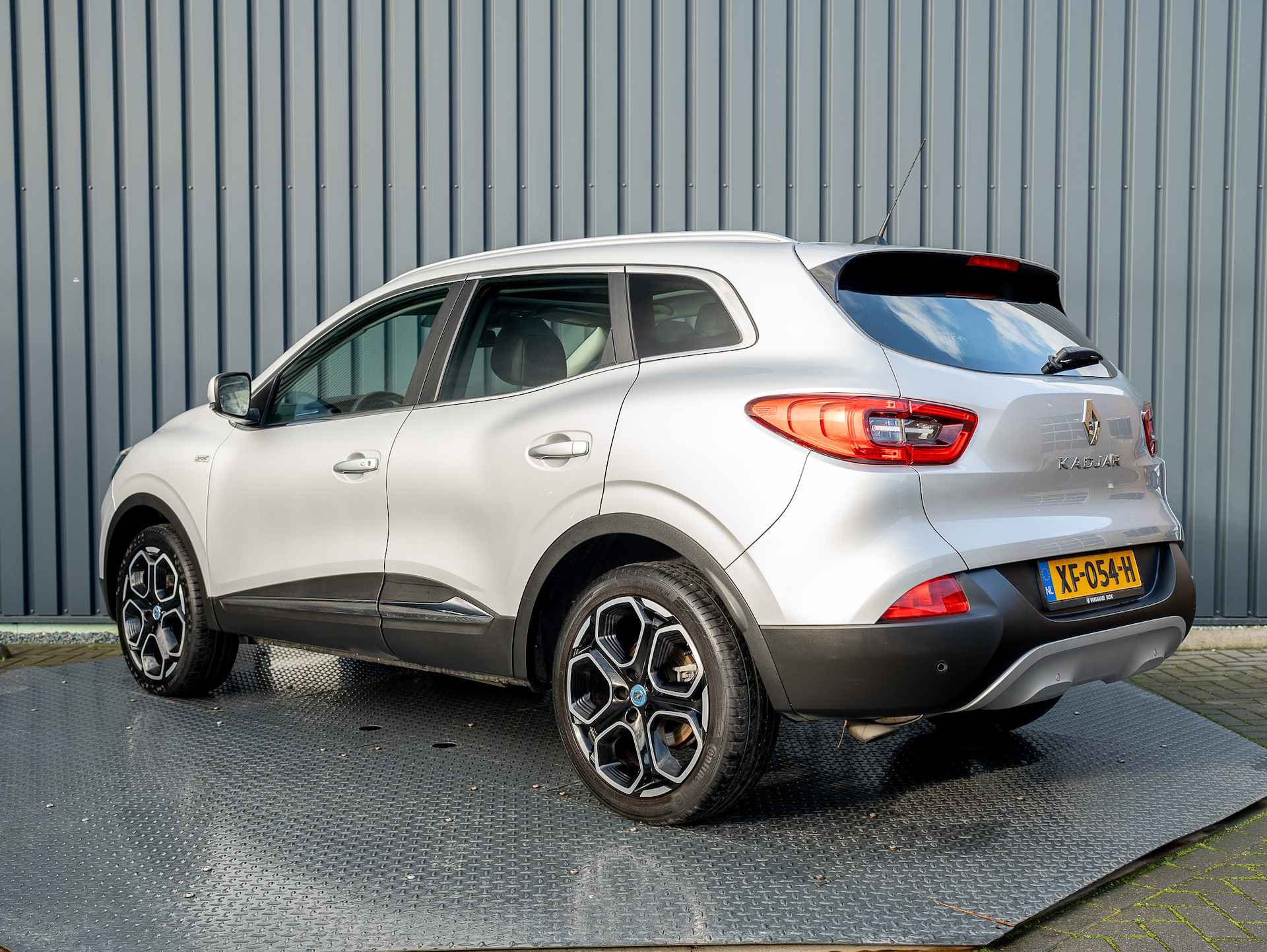 Renault Kadjar 1.2 TCe 130Pk Bose | 19'' | Panodak | Stoelverw. | Apple Carplay | Prijs Rijklaar!! - 4/44