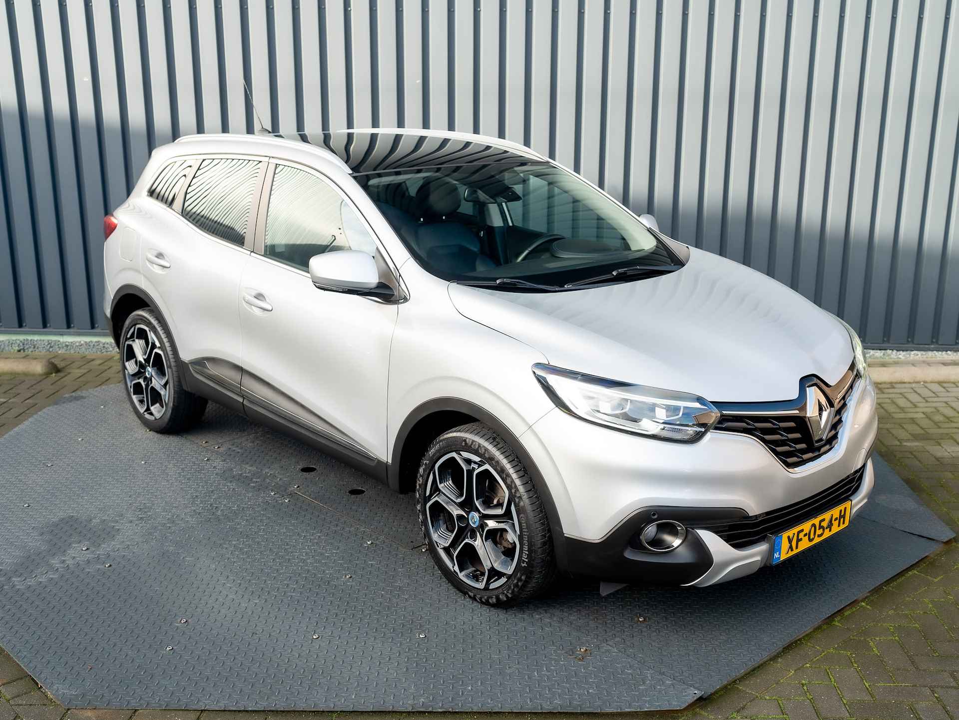 Renault Kadjar 1.2 TCe 130Pk Bose | 19'' | Panodak | Stoelverw. | Apple Carplay | Prijs Rijklaar!! - 37/44