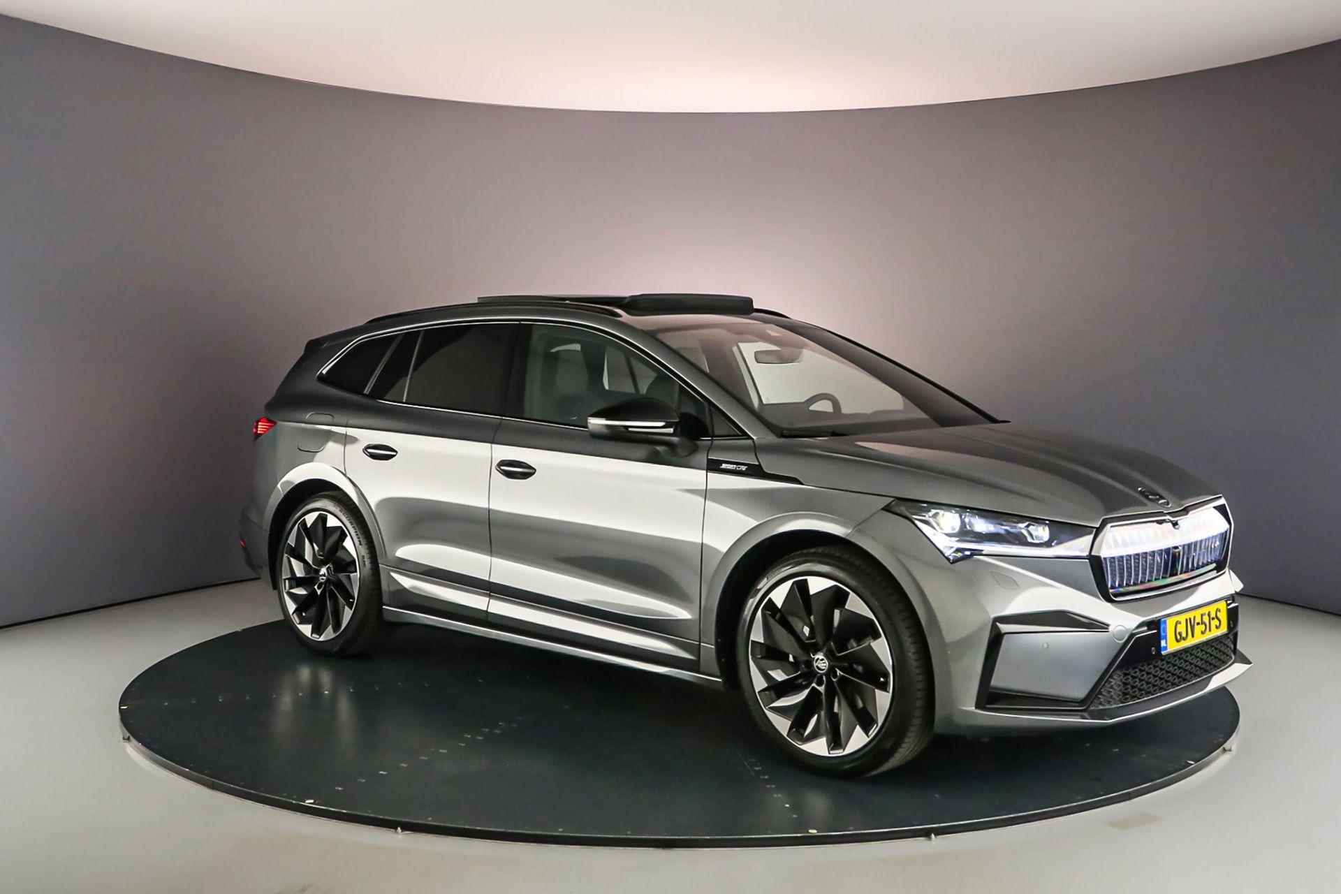 Skoda Enyaq 60 Sportline 180pk Automaat Panoramadak, Adaptive cruise control, Navigatie, Achteruitrijcamera, LED matrix verlichting, Elektrische achterklep, Verwarmde voorruit, Parkeersensoren - 8/53