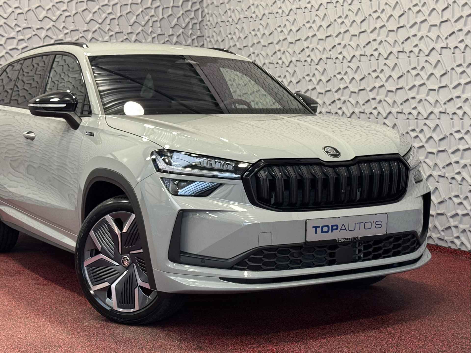 Škoda Kodiaq 1.5 TSI PHEV SPORTLINE ✅NIEUWE AUTO✅ ELEK.KLEP/STOEL STOEL/STUUR VERW ELEK.TREKHAAK 20''LMV 2024 Plug in Hybrid - 70/95